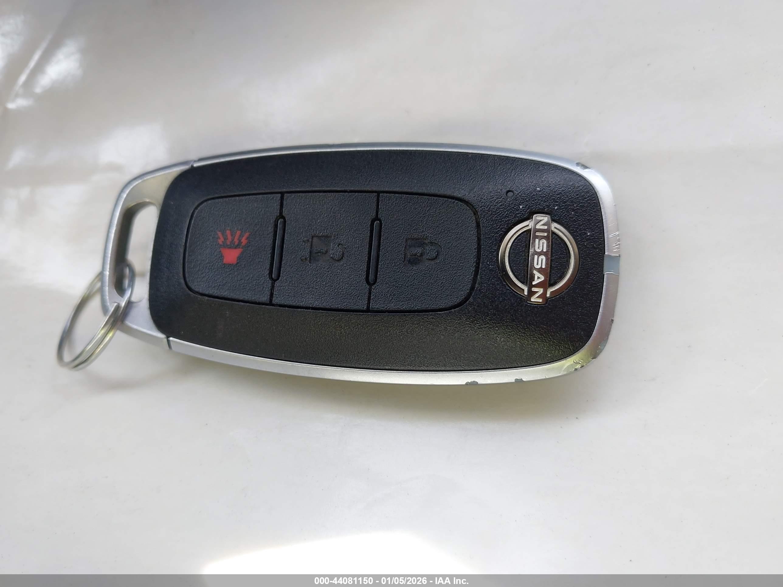 NISSAN ROGUE image 11