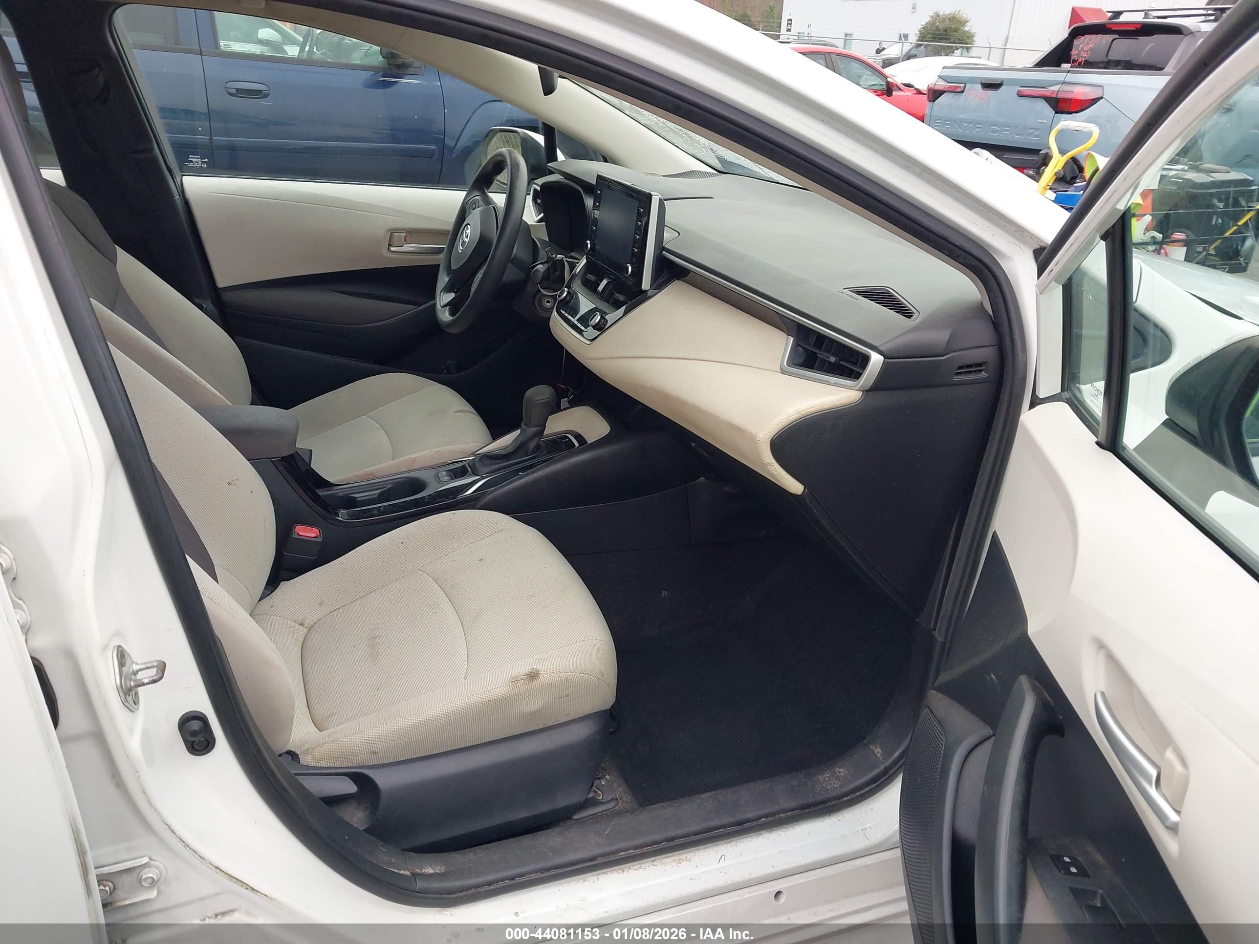 TOYOTA COROLLA image 5