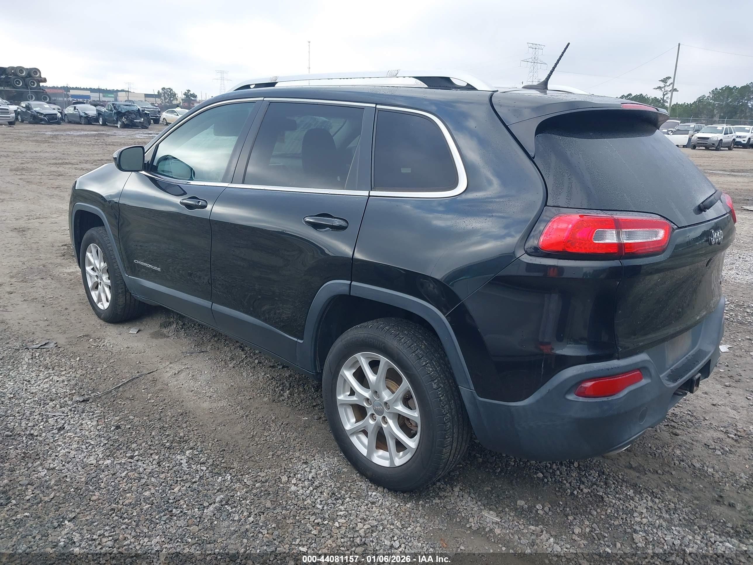 JEEP CHEROKEE image 3