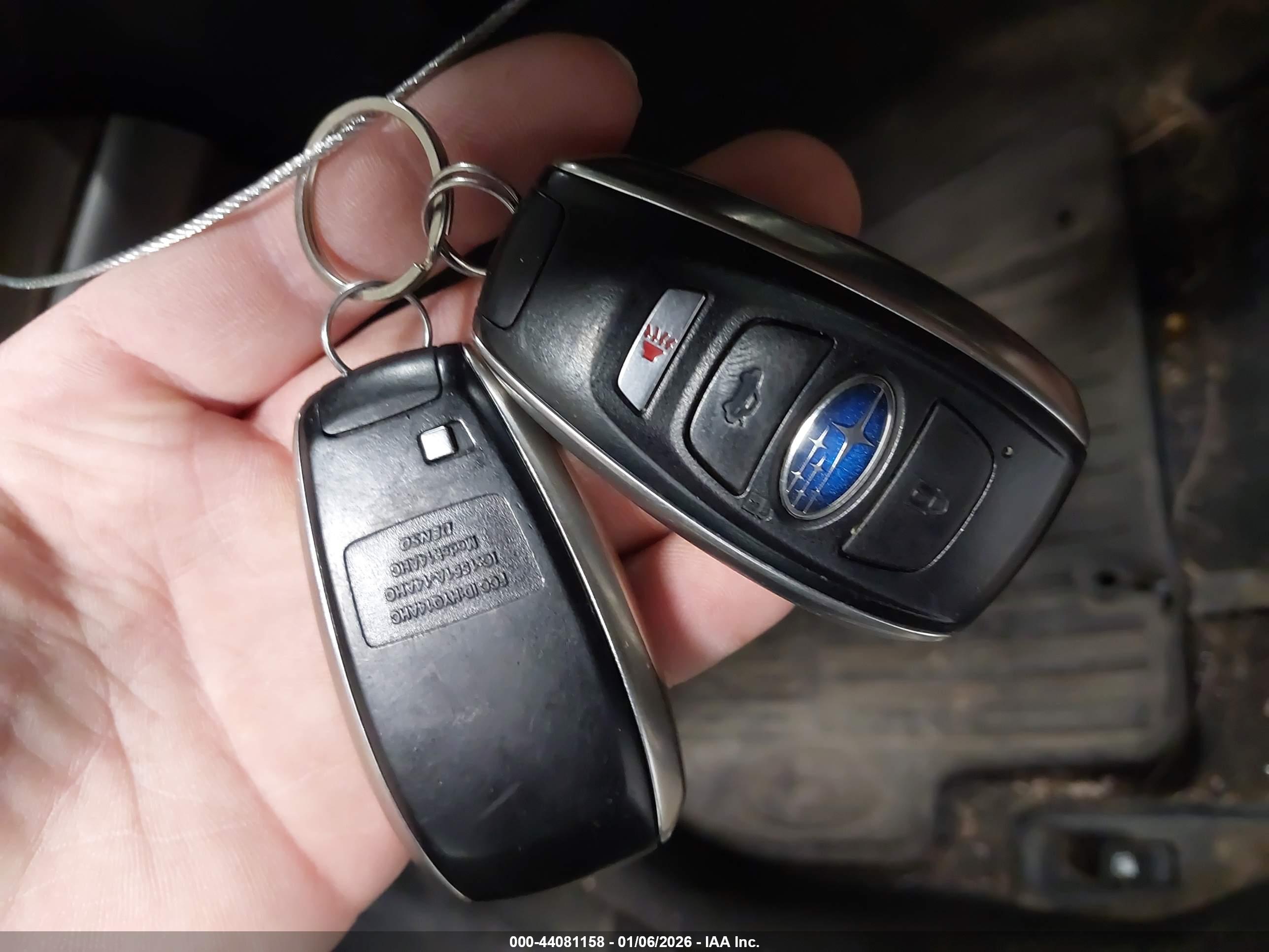 SUBARU OUTBACK image 11