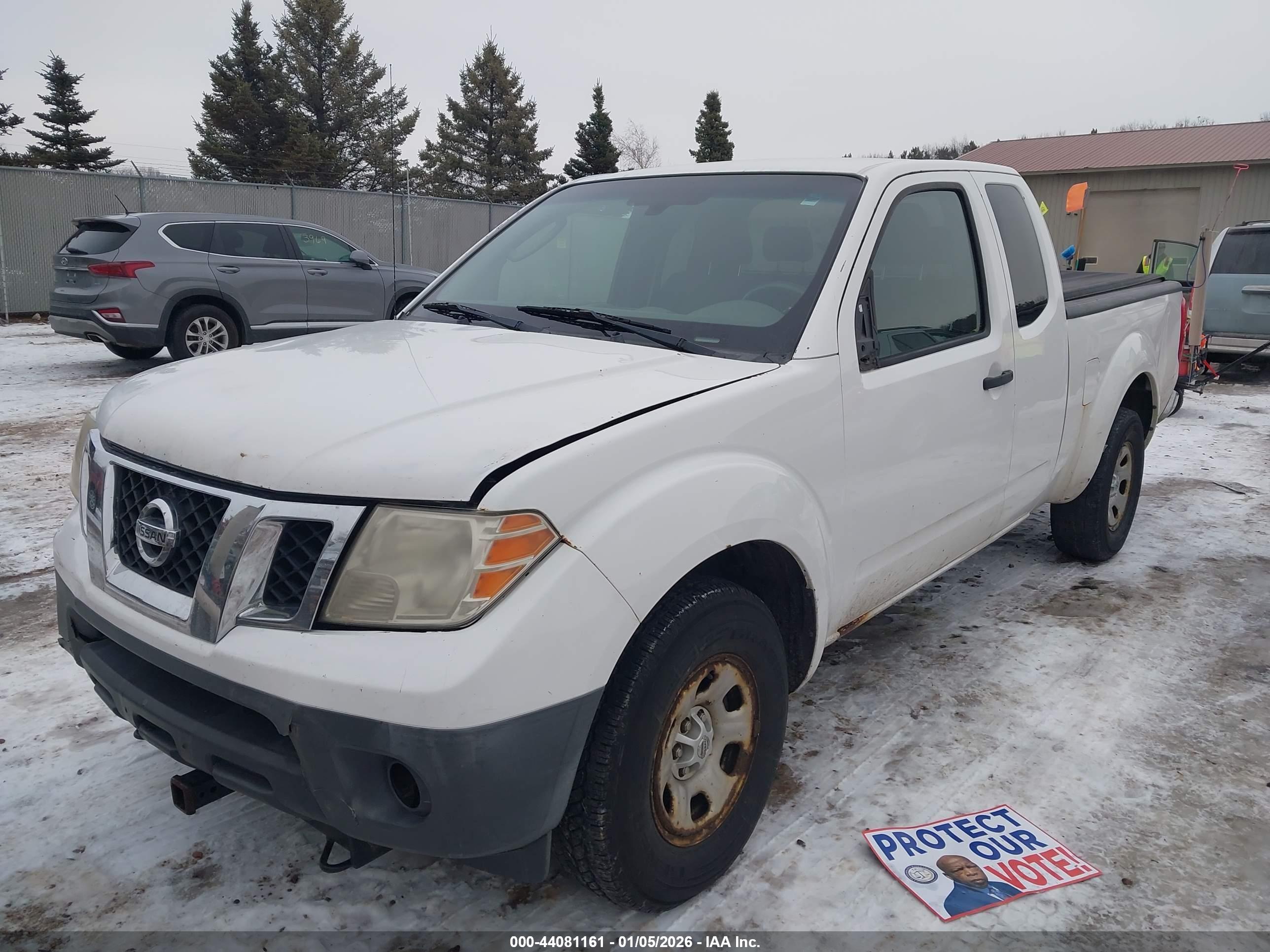 NISSAN FRONTIER image 2
