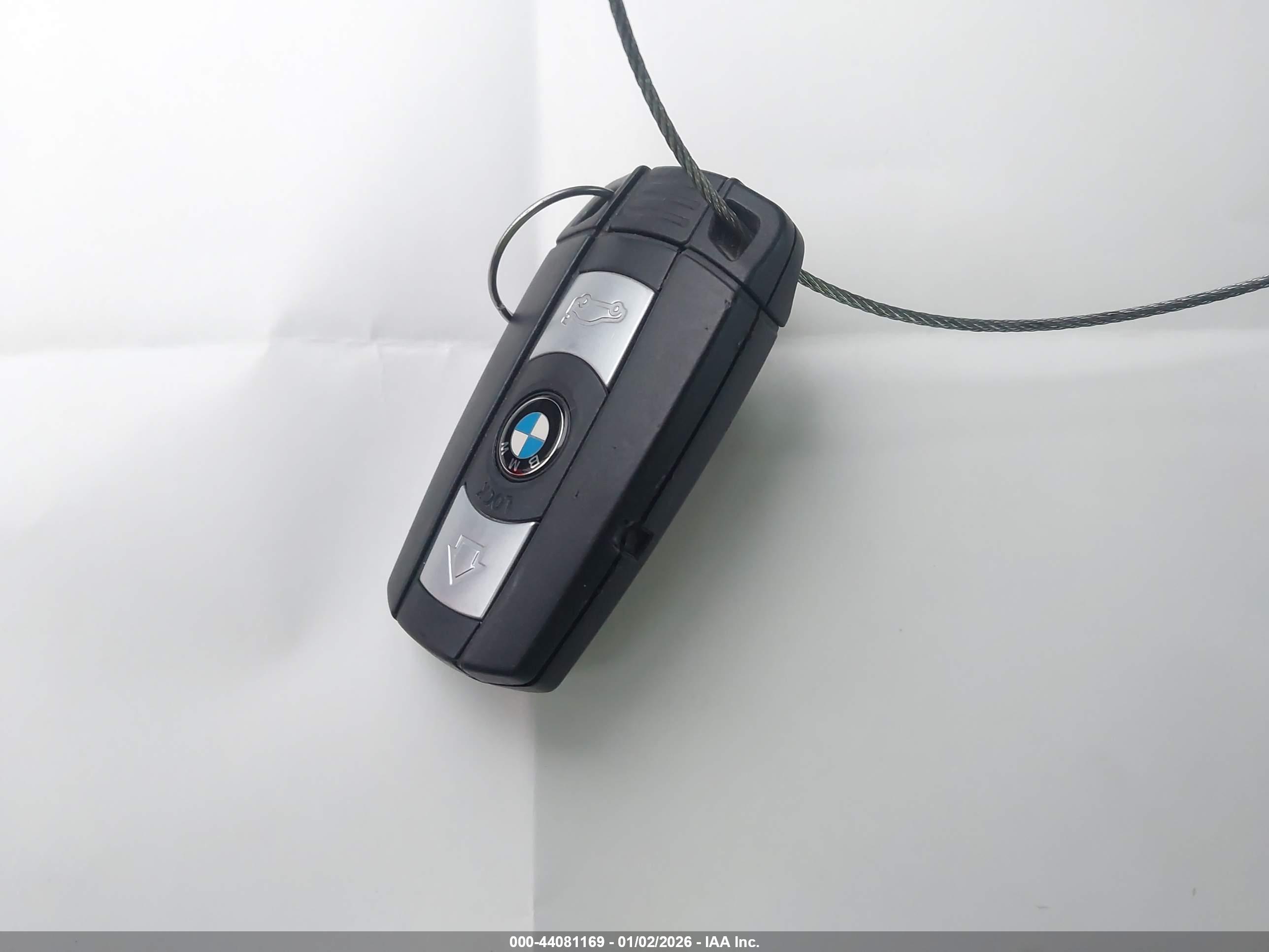 BMW X6 image 11