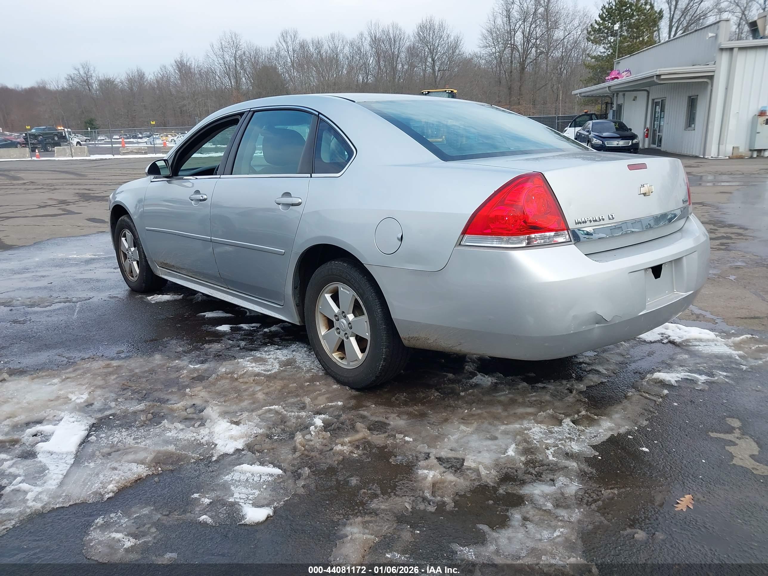 CHEVROLET IMPALA image 3