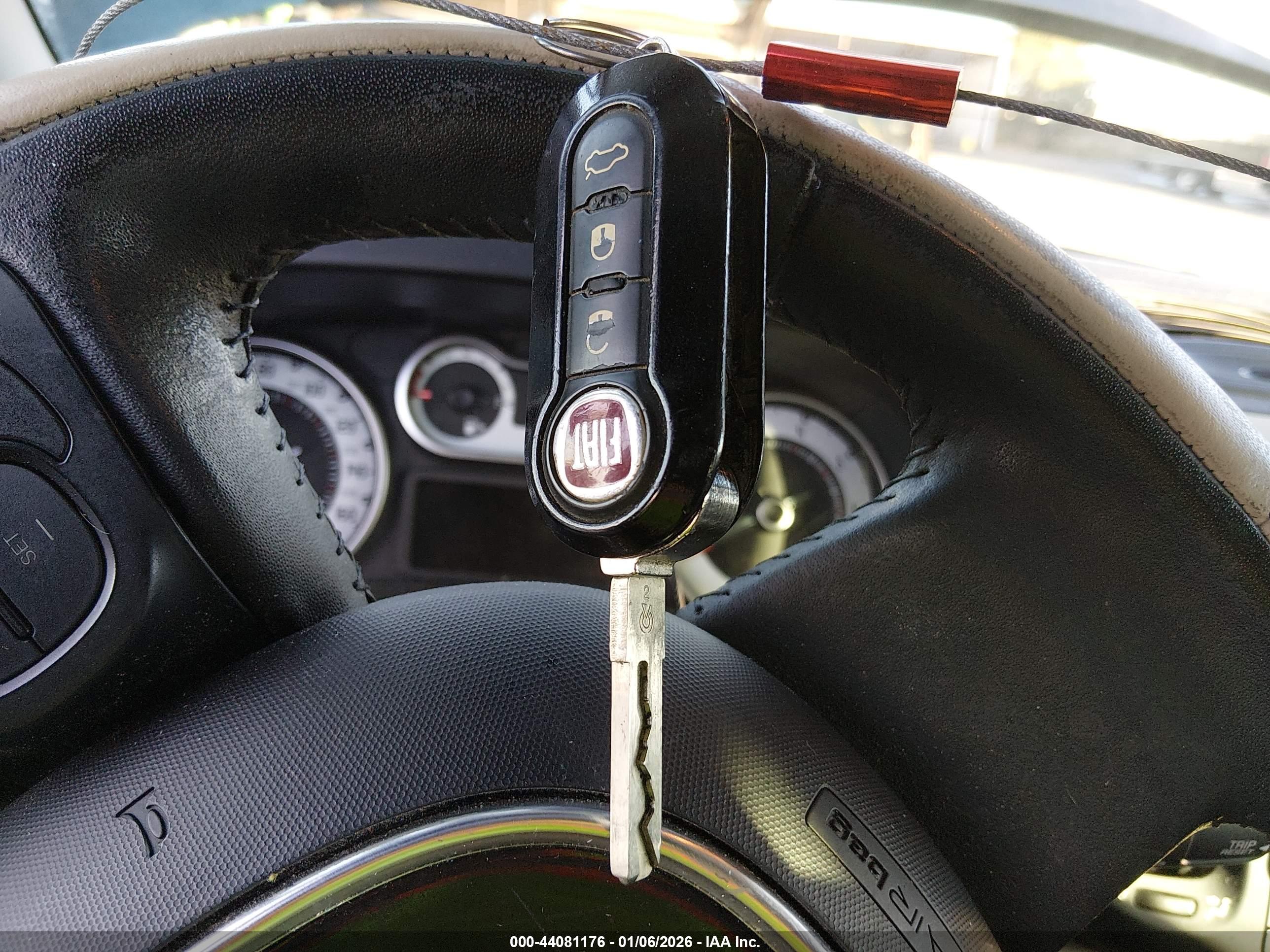 FIAT 500L image 11
