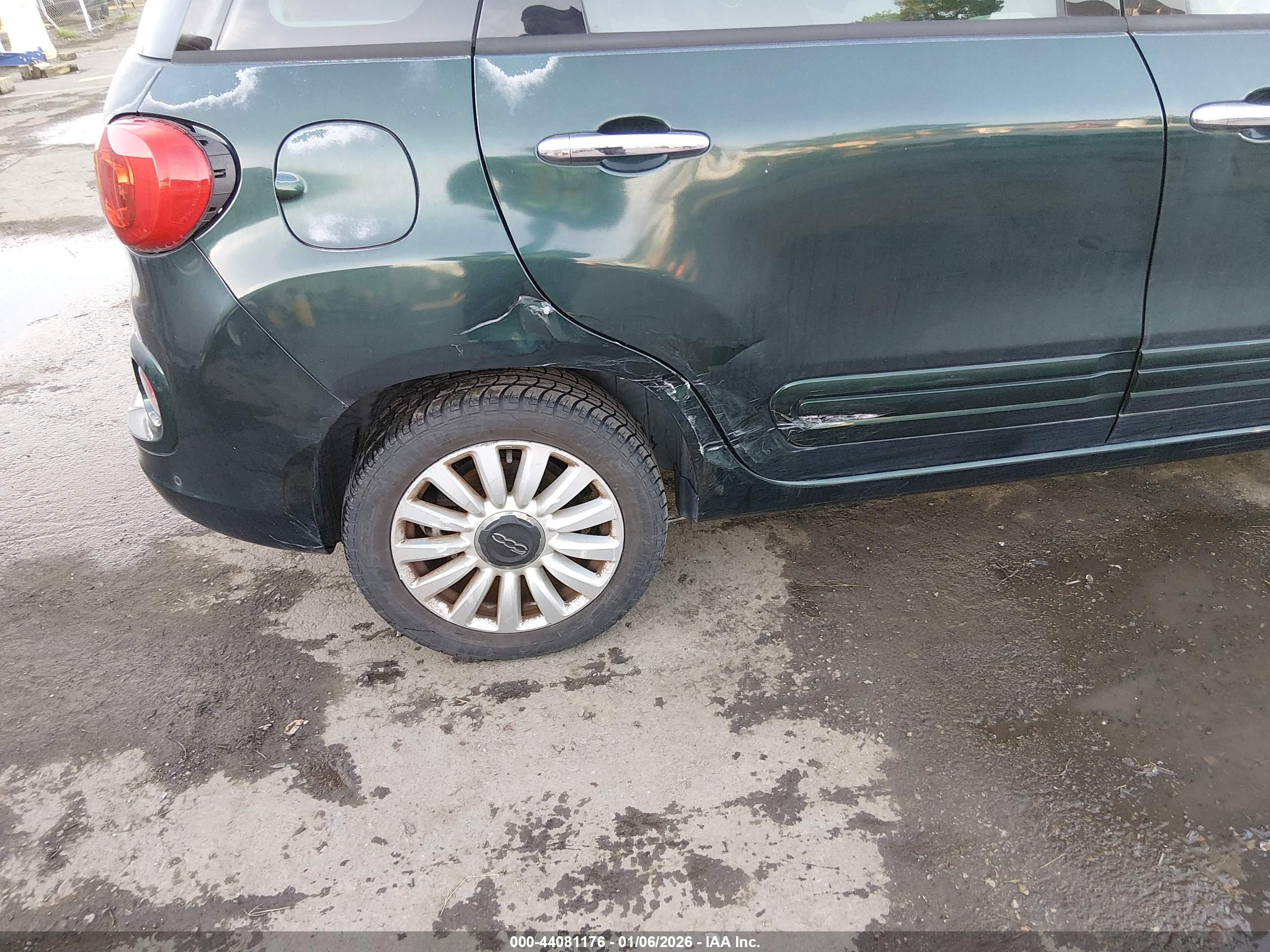 FIAT 500L image 6