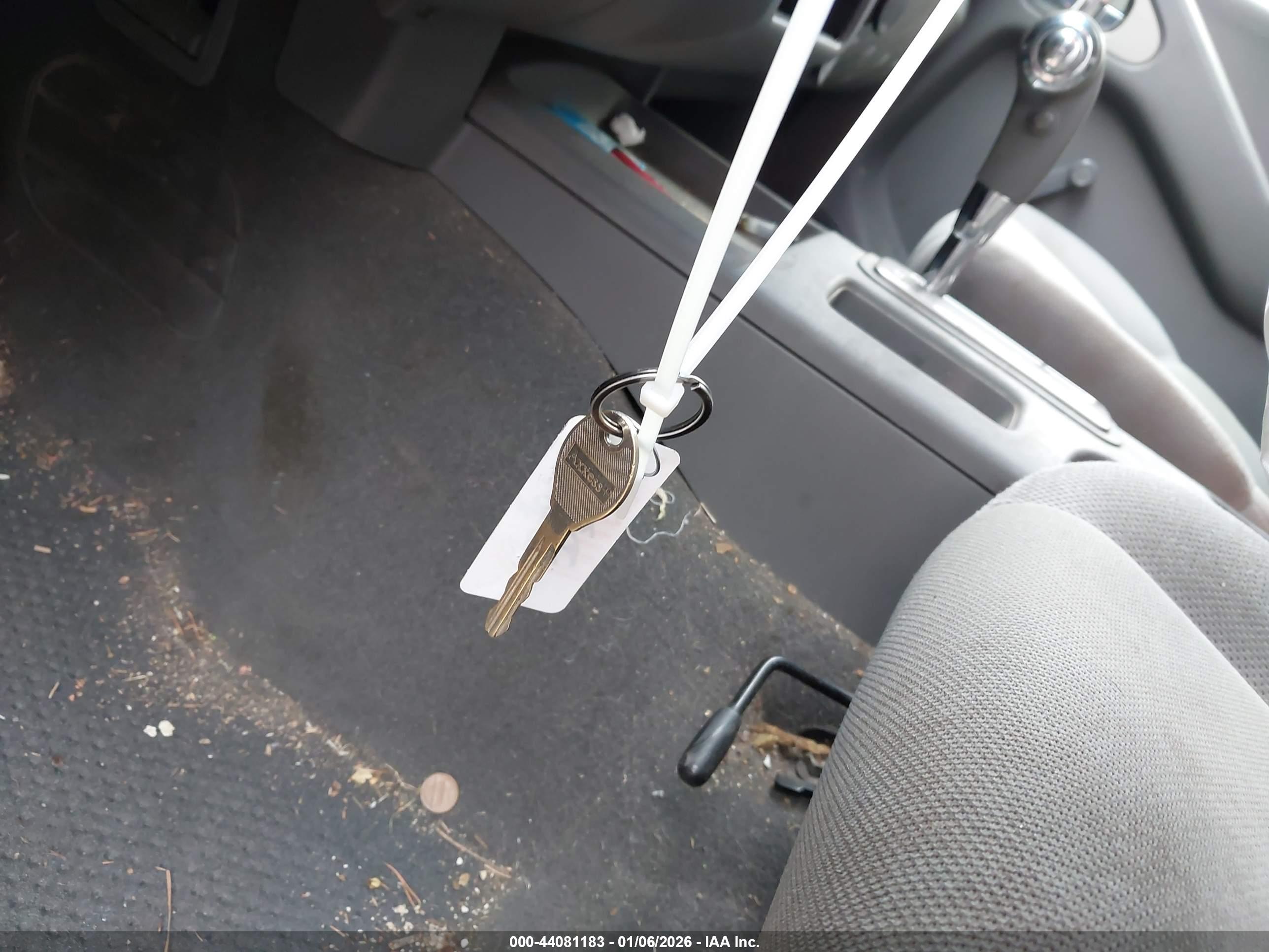 NISSAN FRONTIER image 11