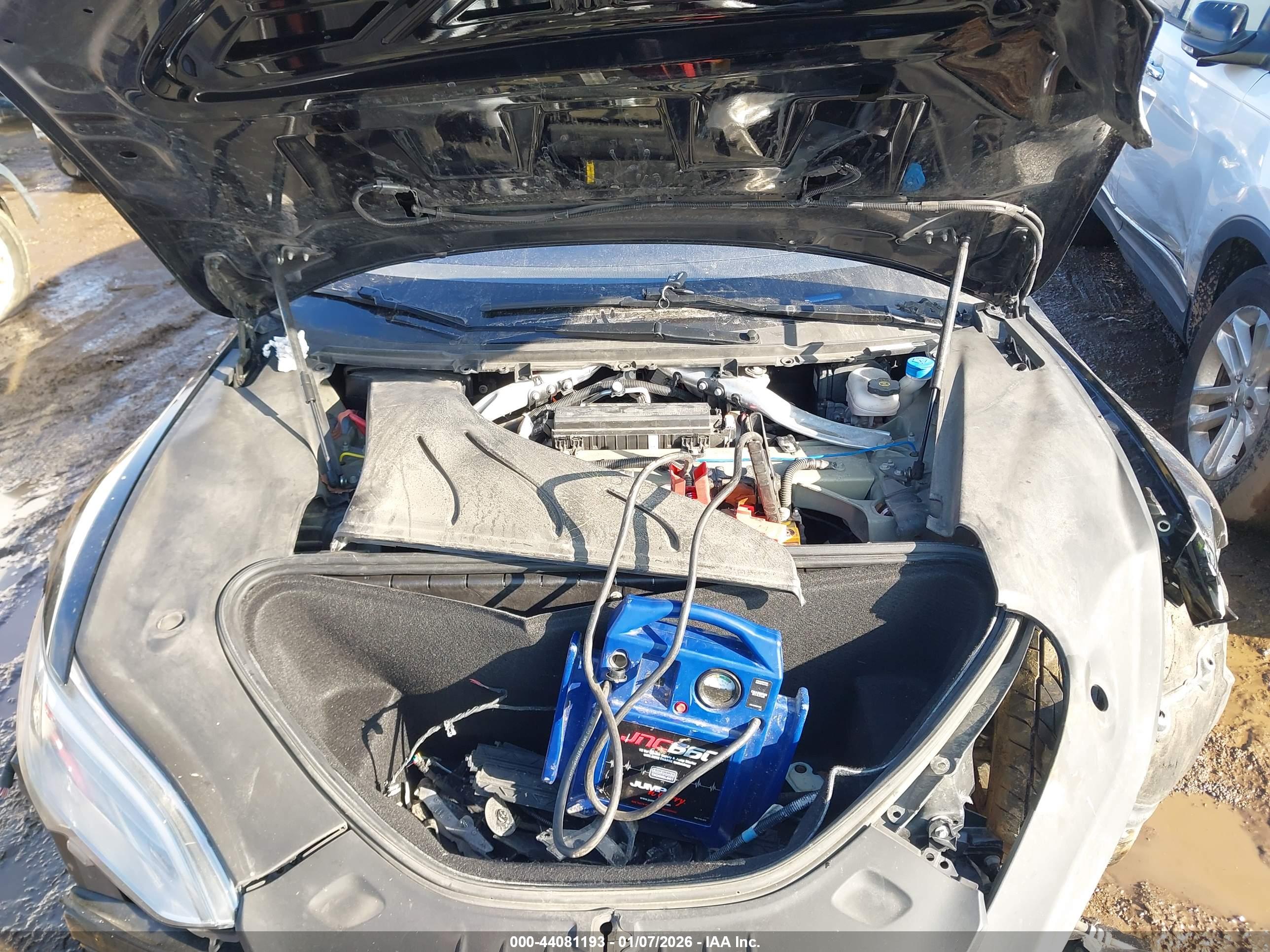 TESLA MODEL image 10