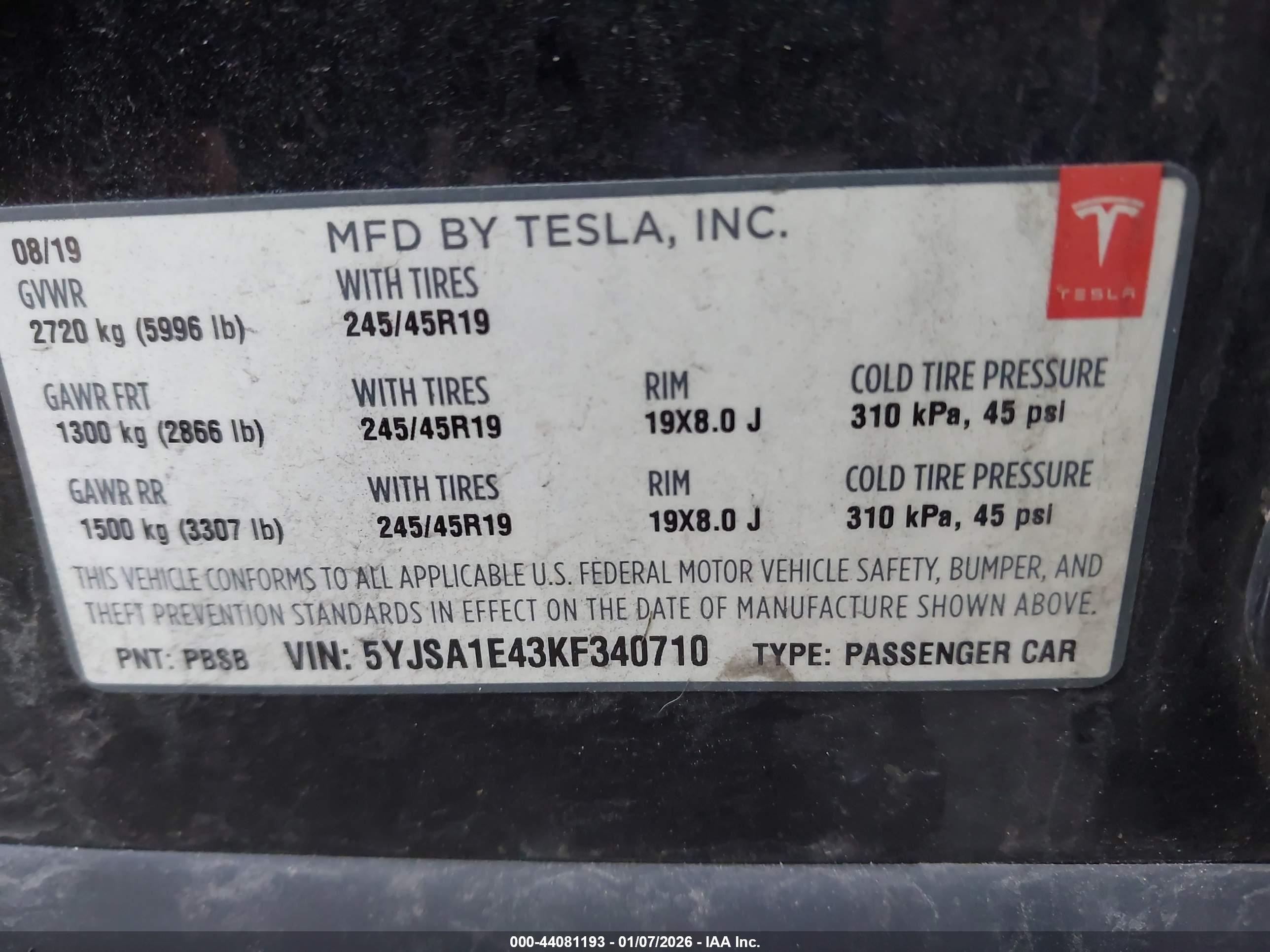 TESLA MODEL image 9