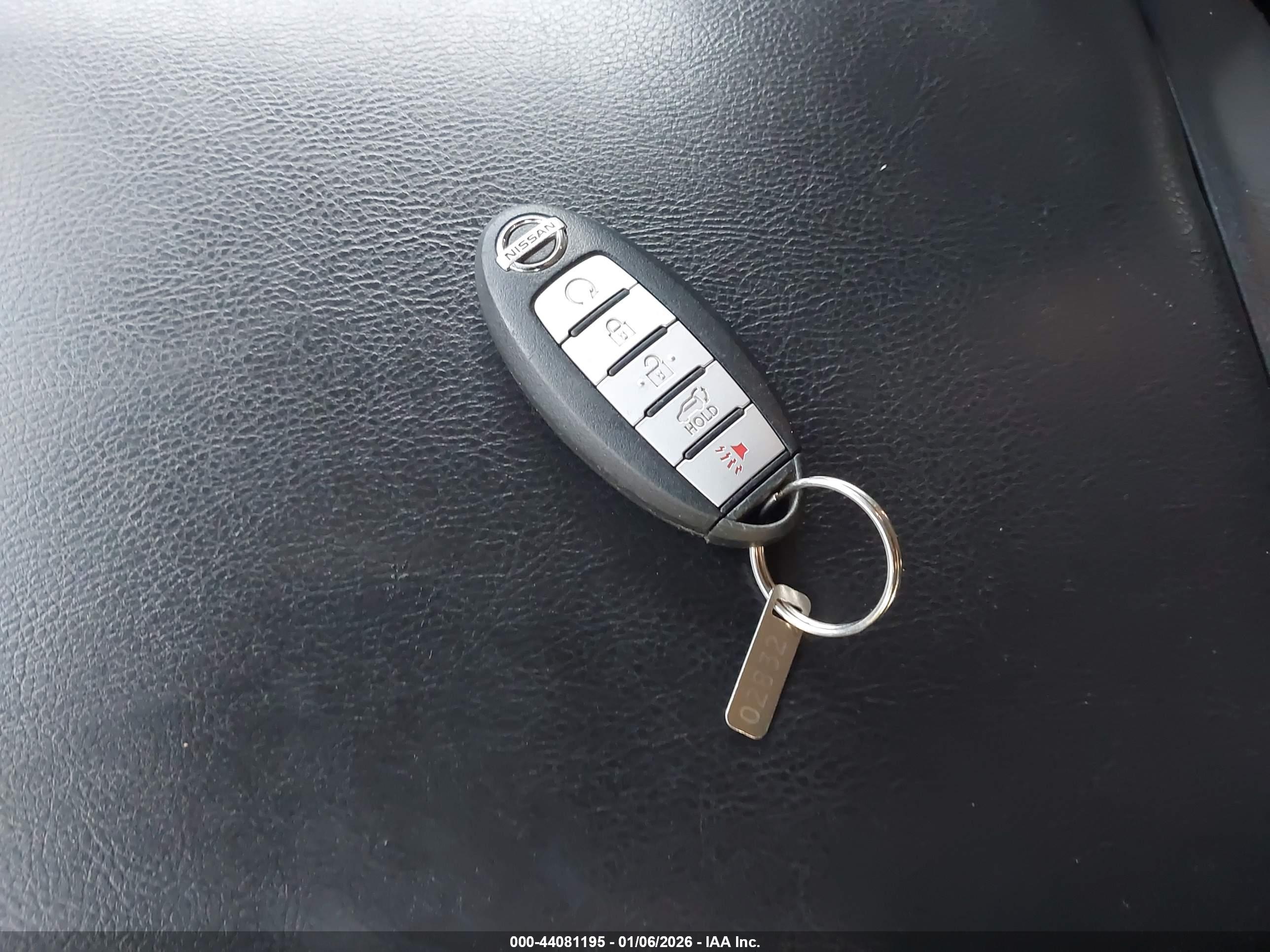 NISSAN PATHFINDER image 11