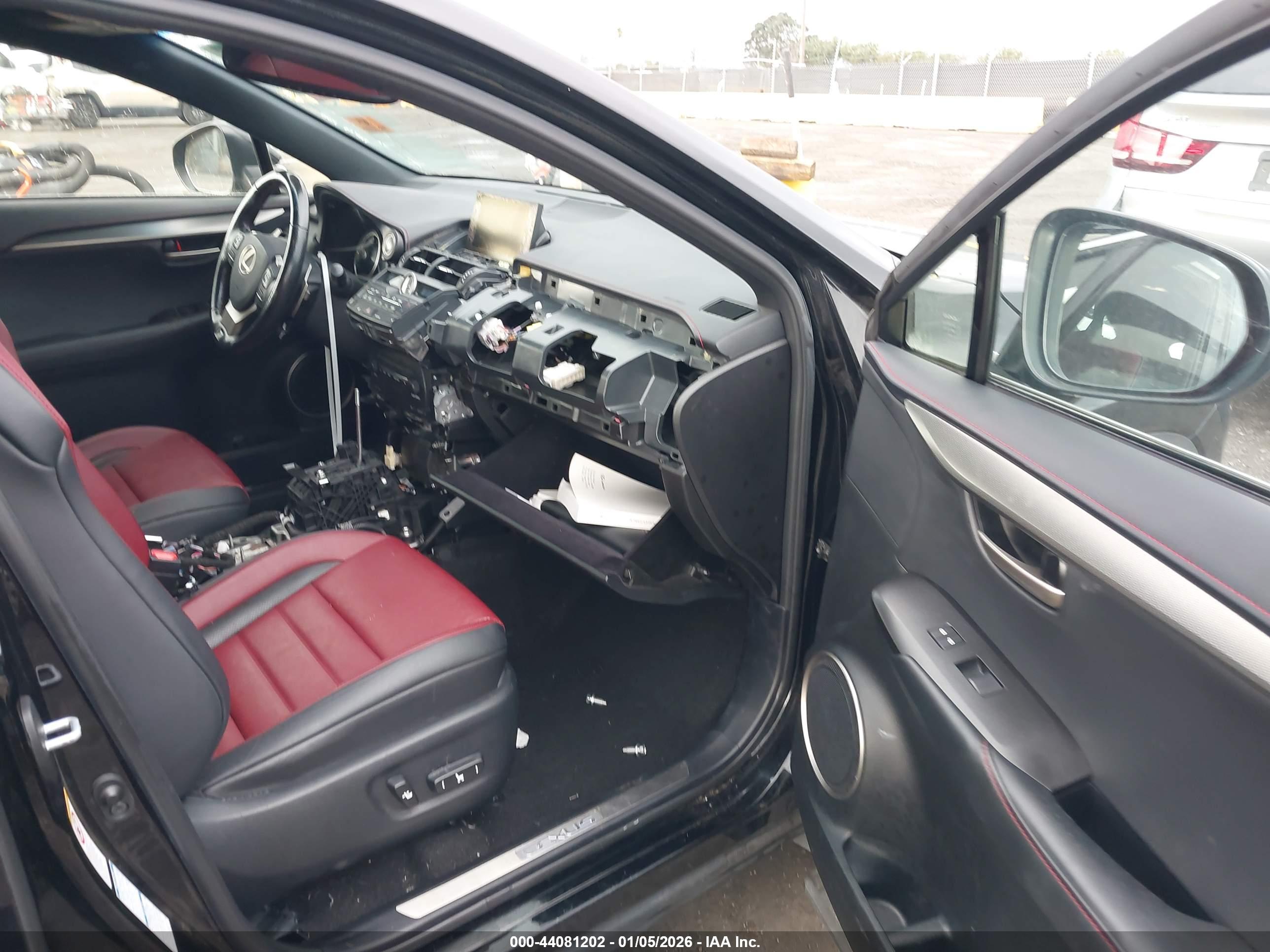 LEXUS NX image 5