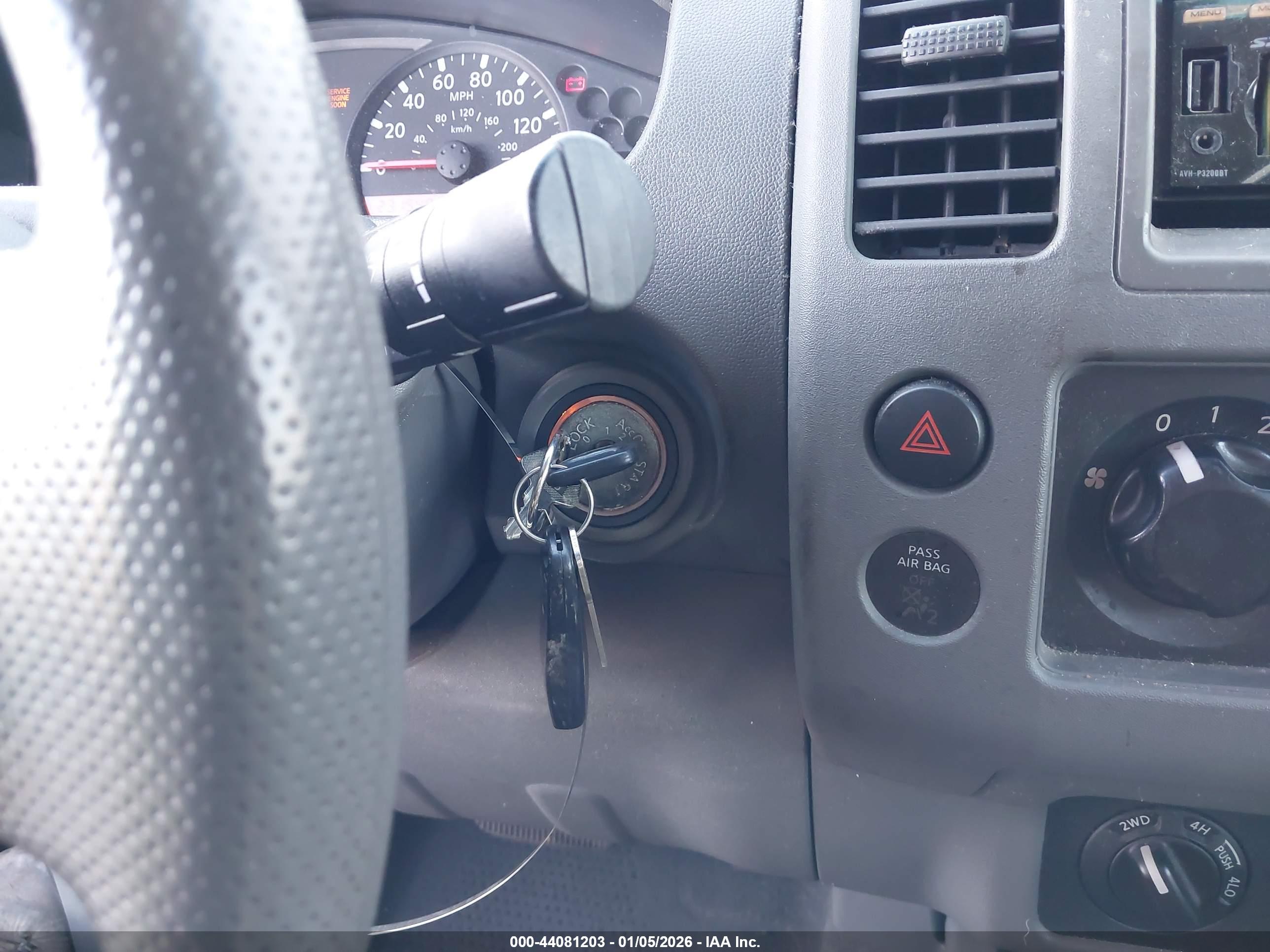NISSAN FRONTIER image 11
