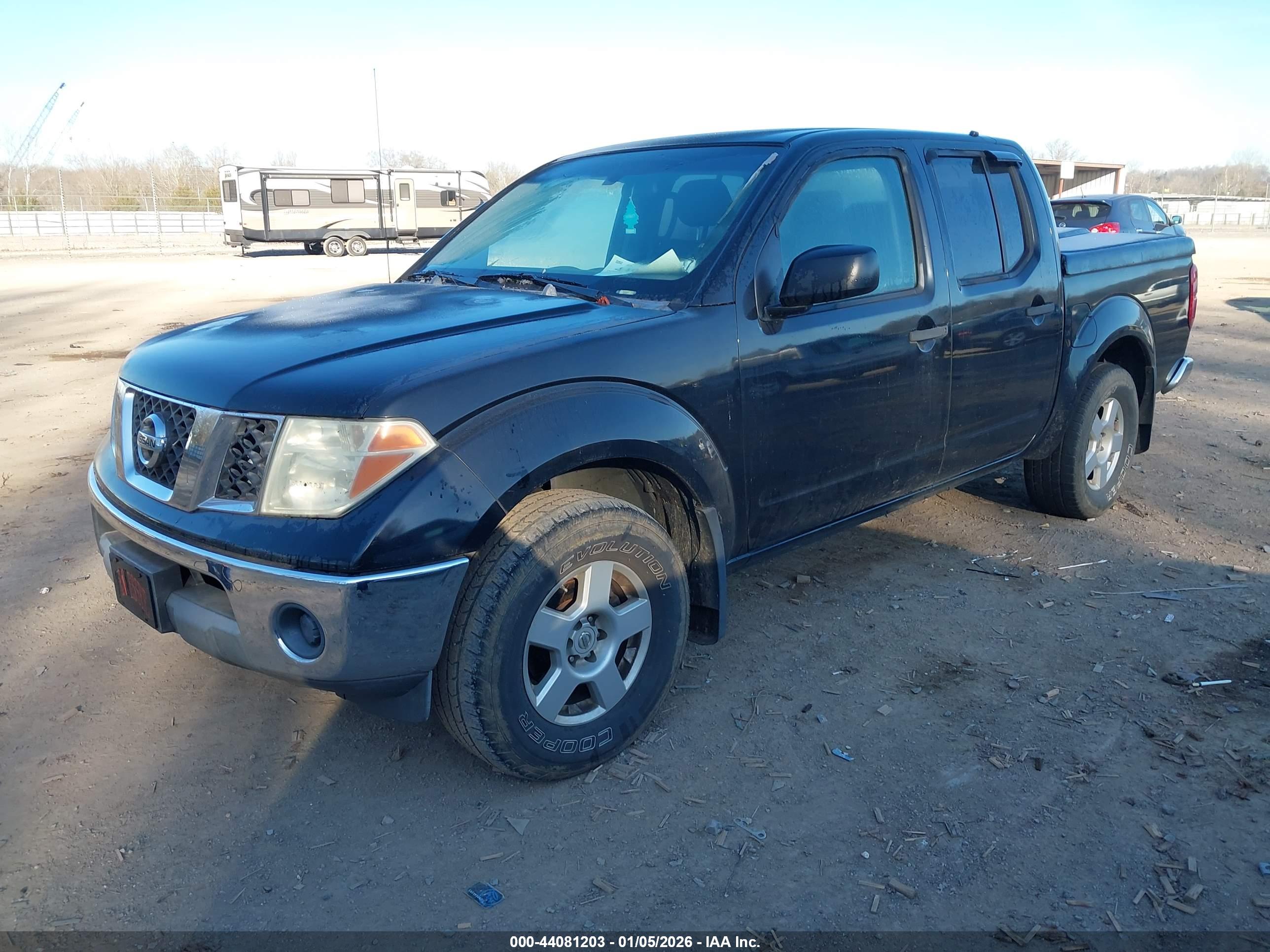 NISSAN FRONTIER image 2