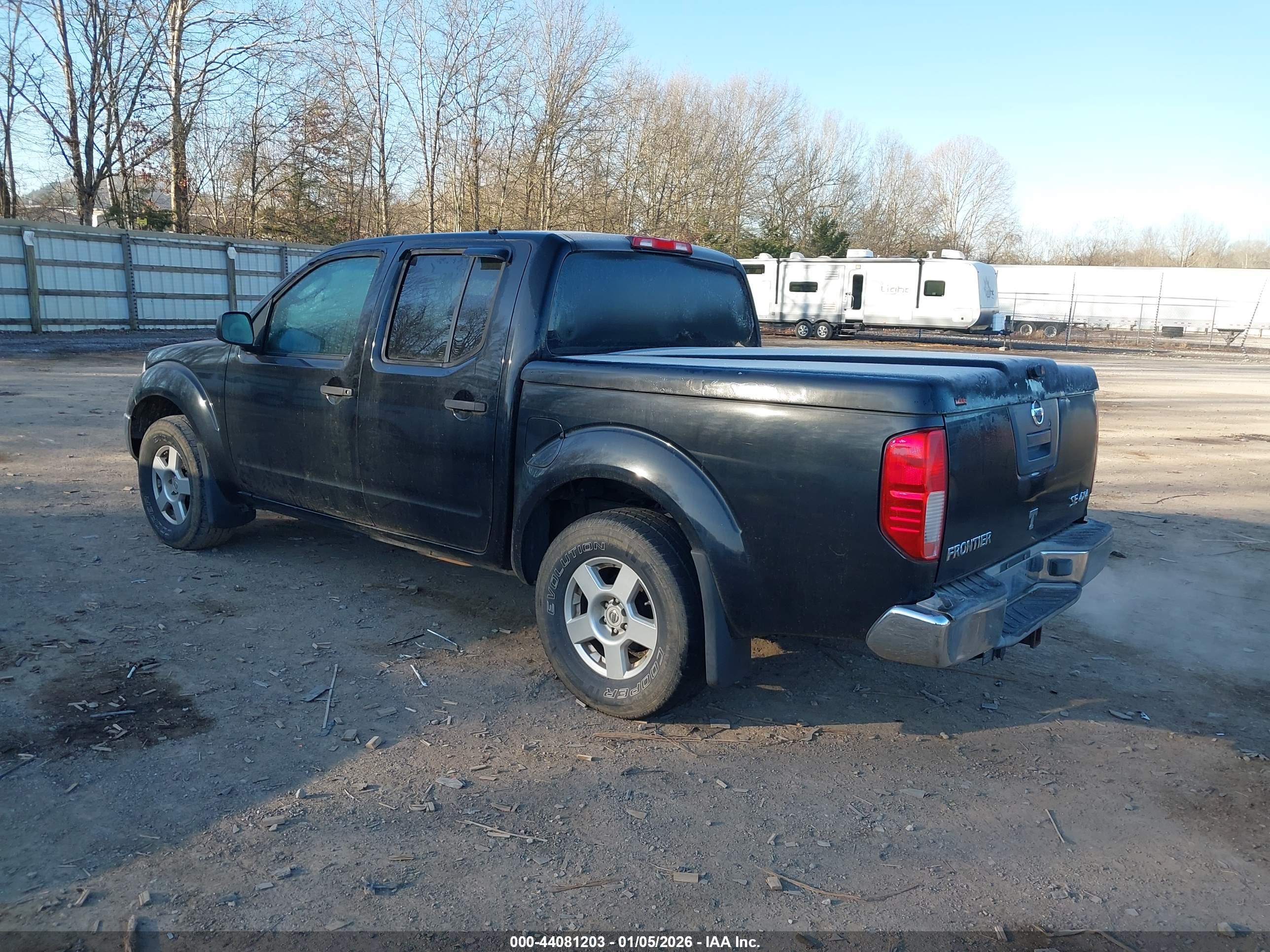 NISSAN FRONTIER image 3