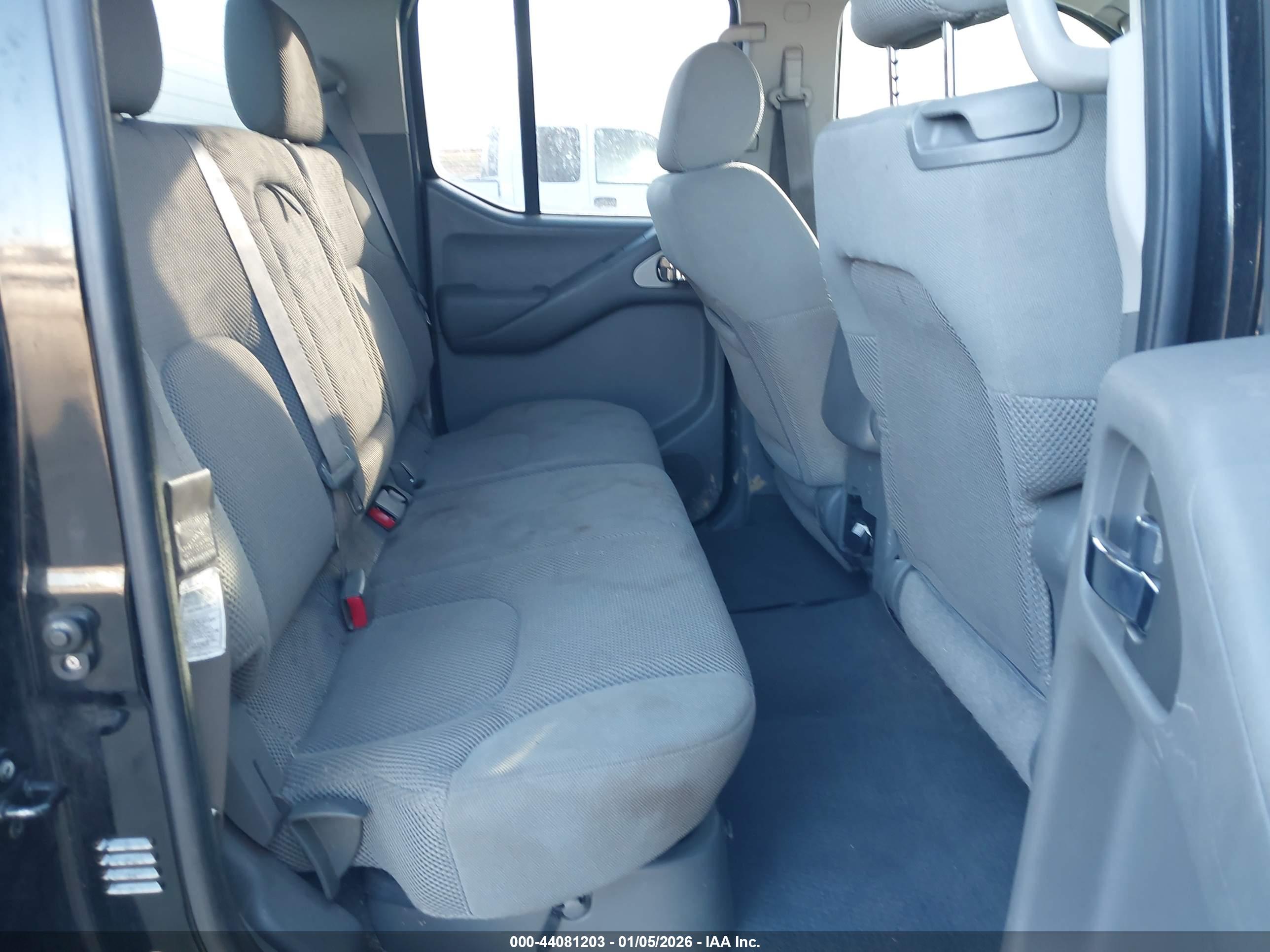 NISSAN FRONTIER image 8