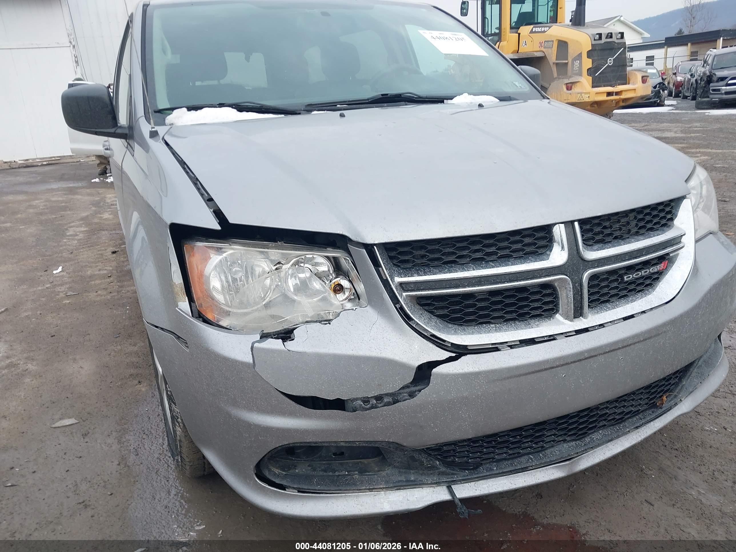 DODGE GRAND image 6
