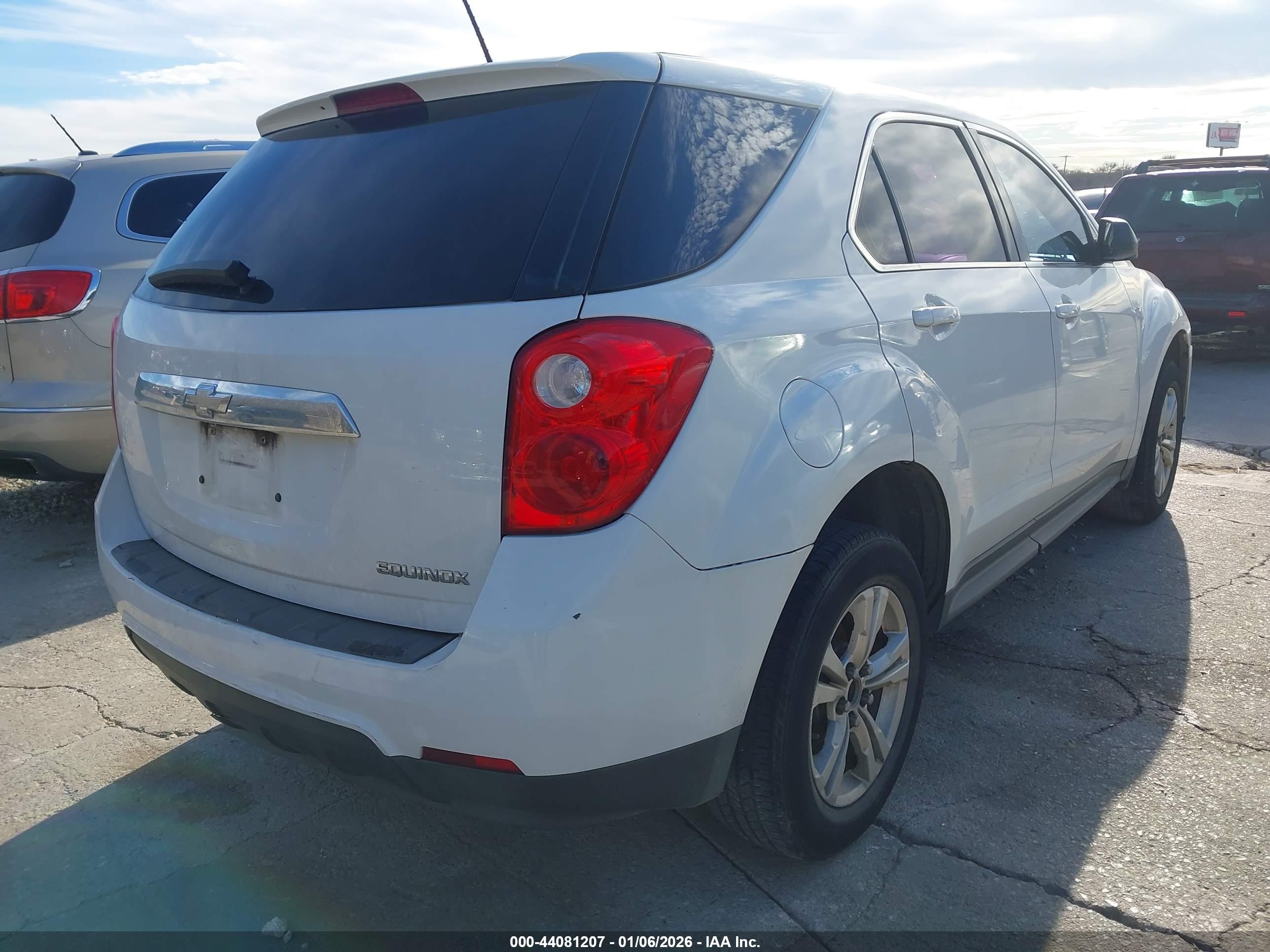 CHEVROLET EQUINOX image 4