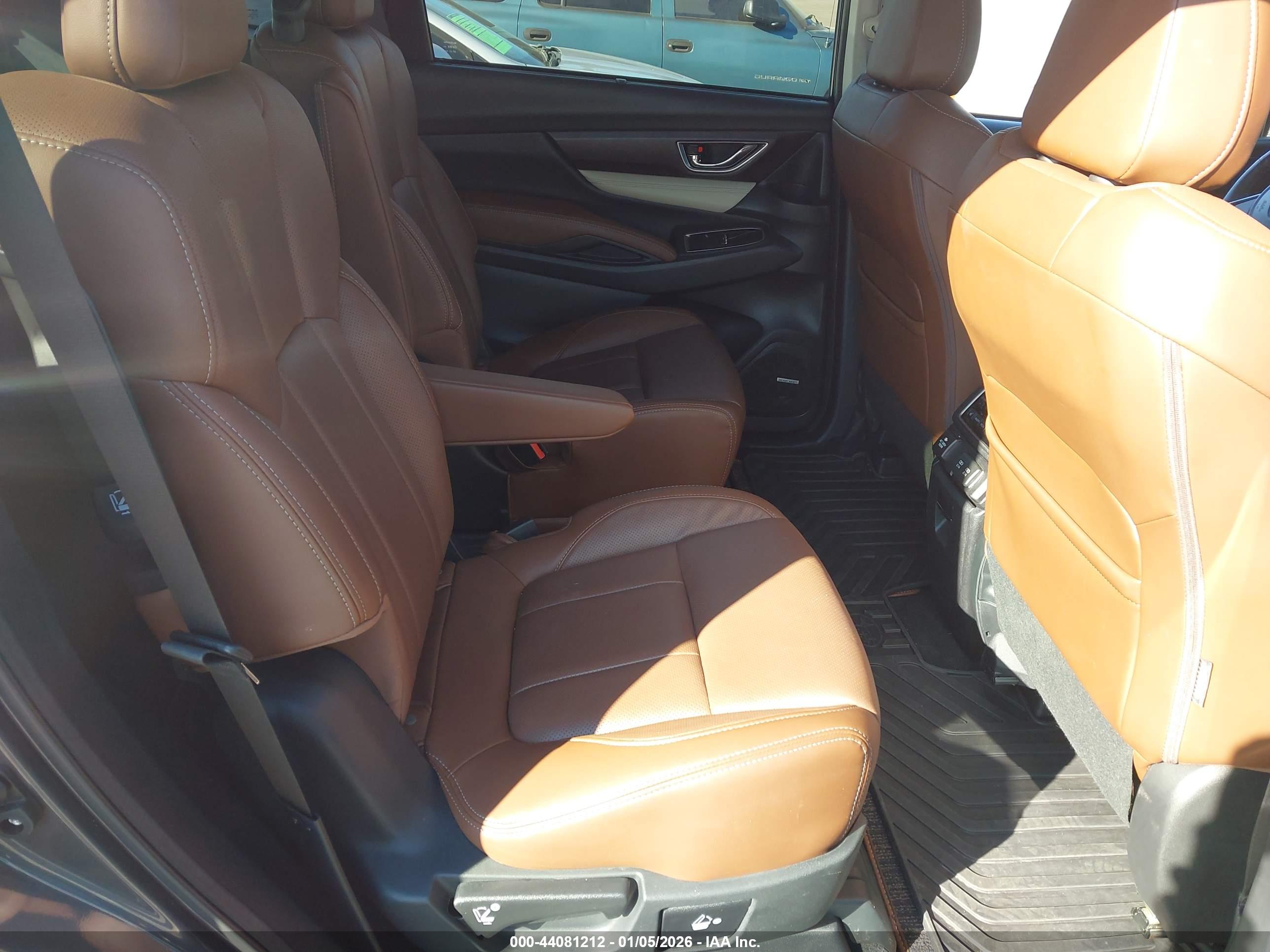 SUBARU ASCENT image 8