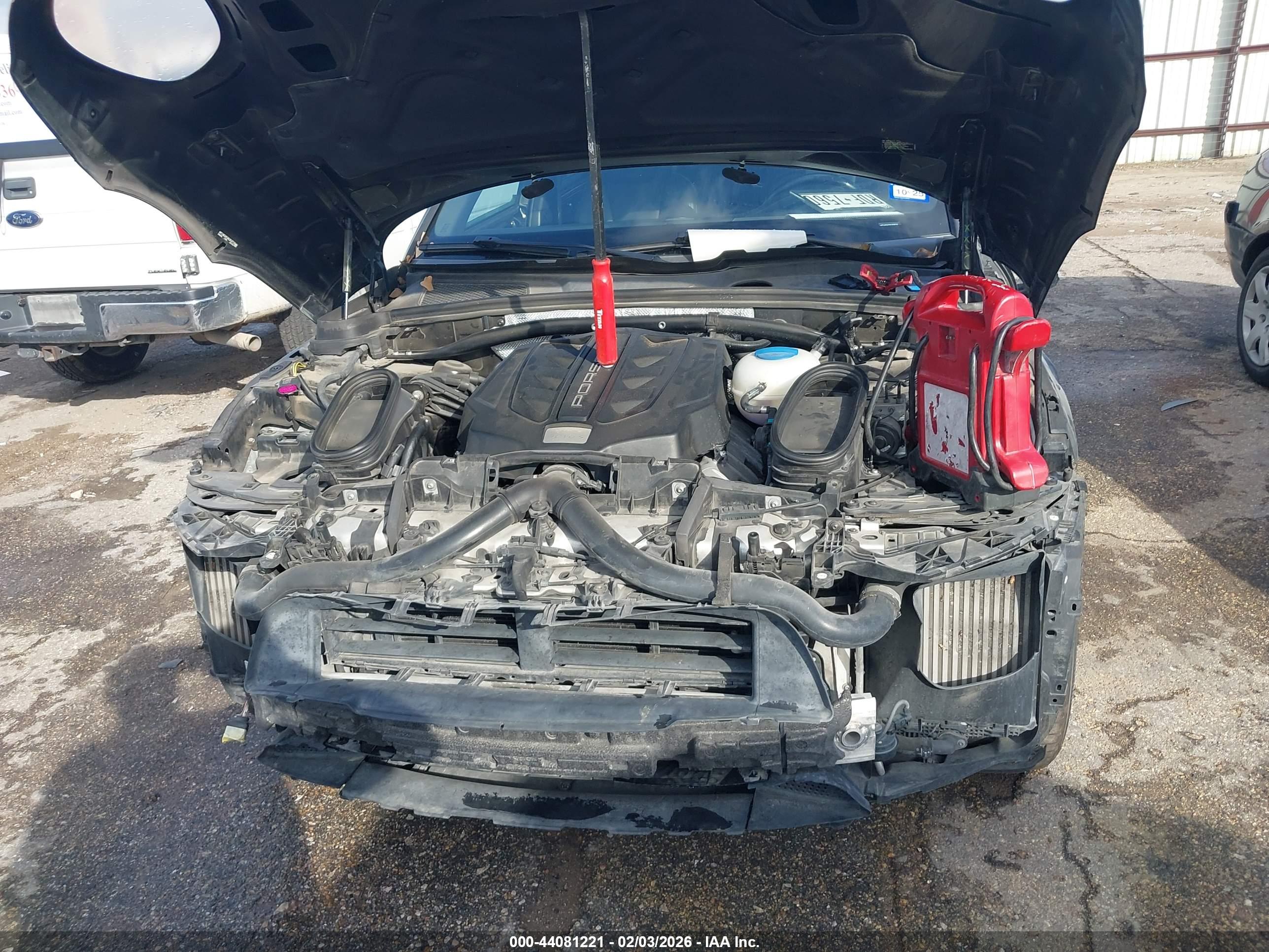 PORSCHE MACAN image 10