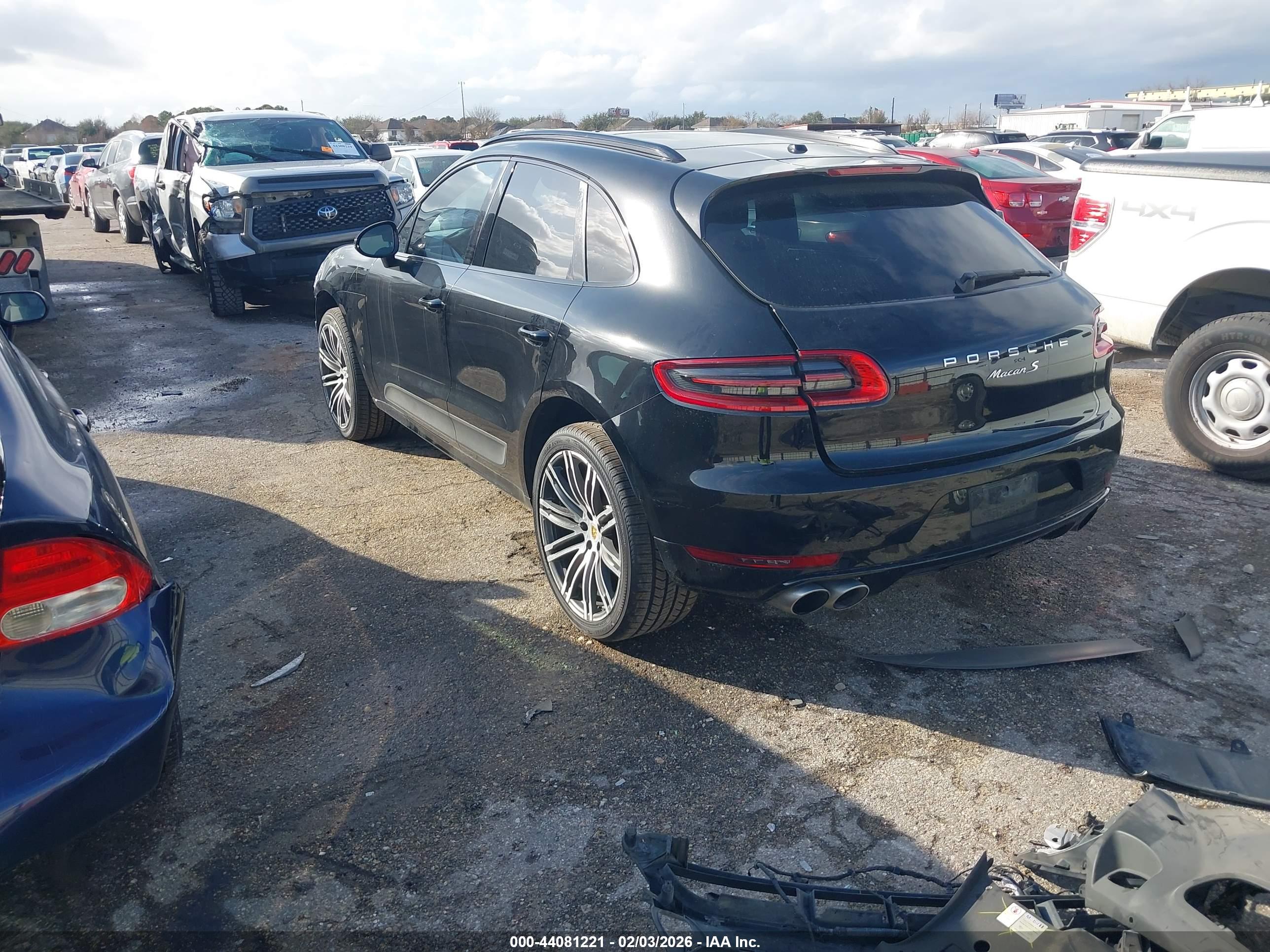PORSCHE MACAN image 3