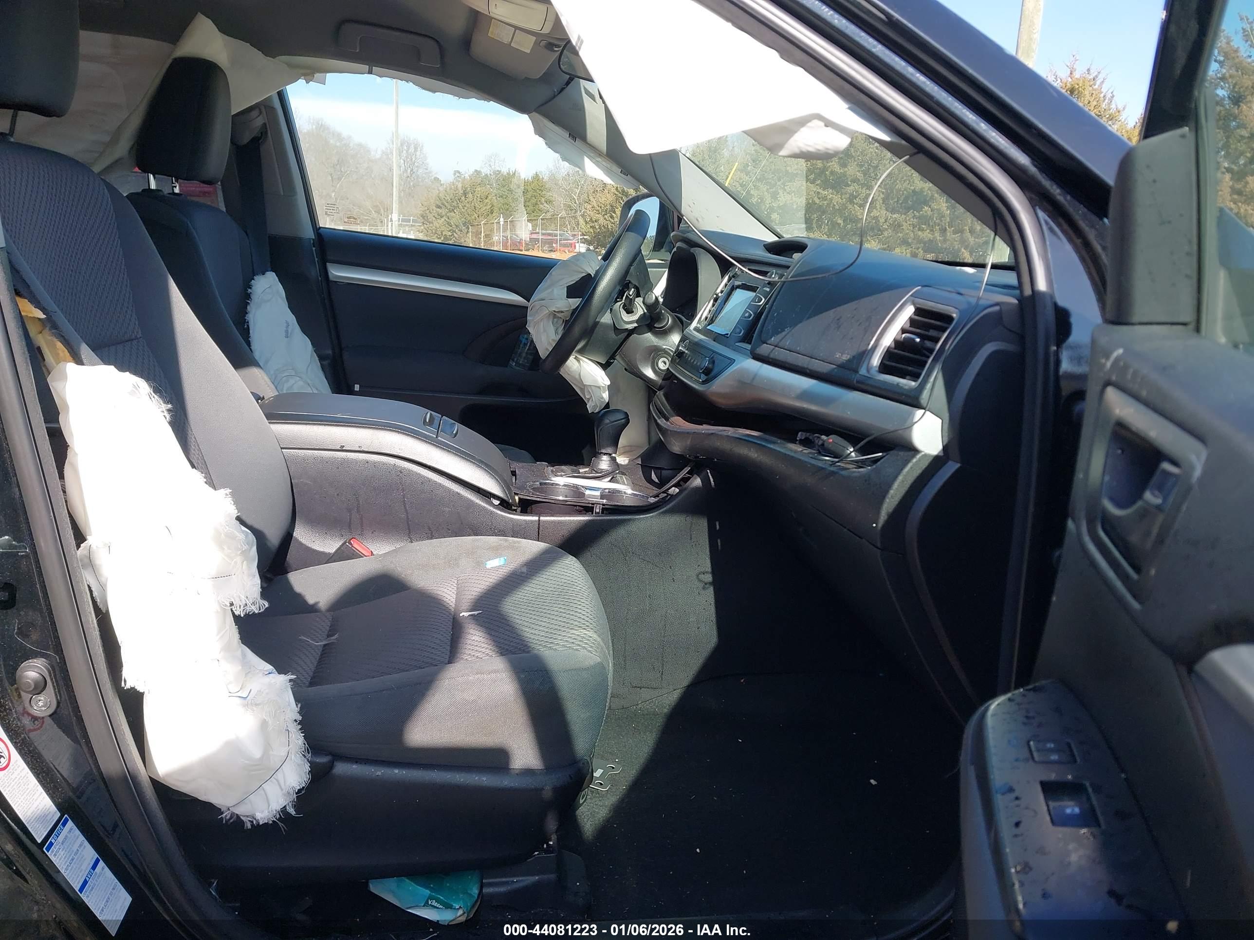 TOYOTA HIGHLANDER image 5