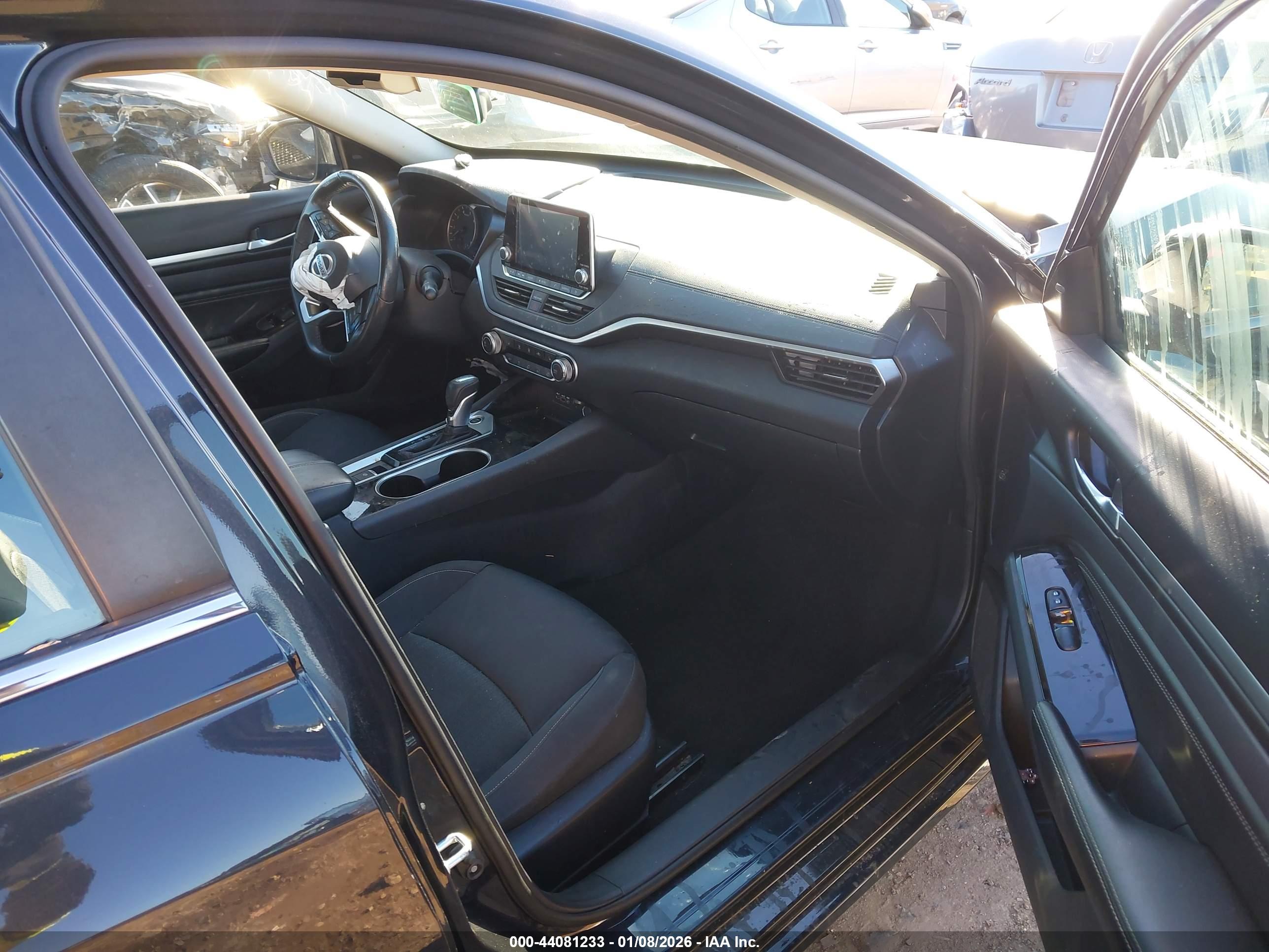NISSAN ALTIMA image 5