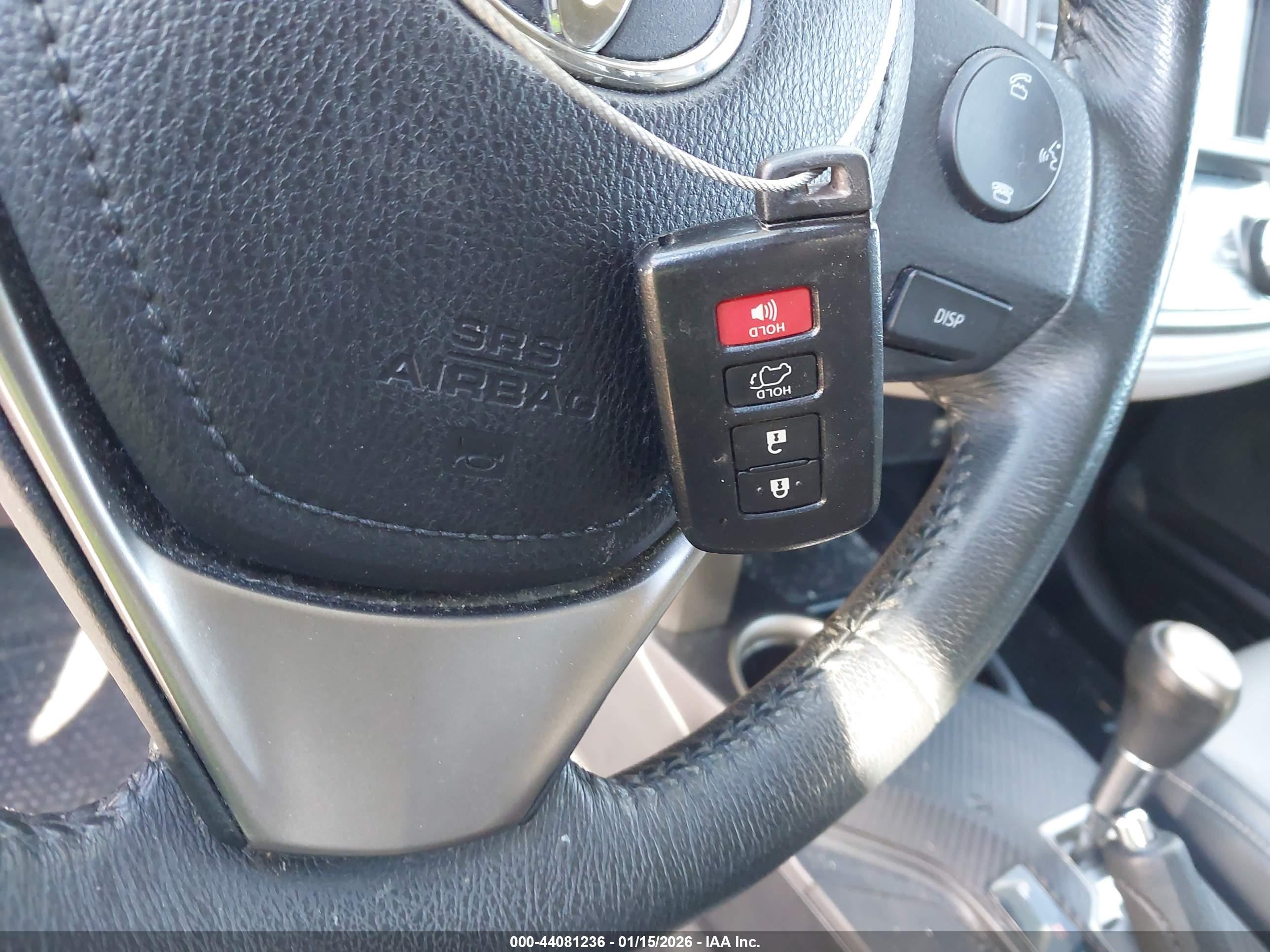 TOYOTA RAV4 image 11
