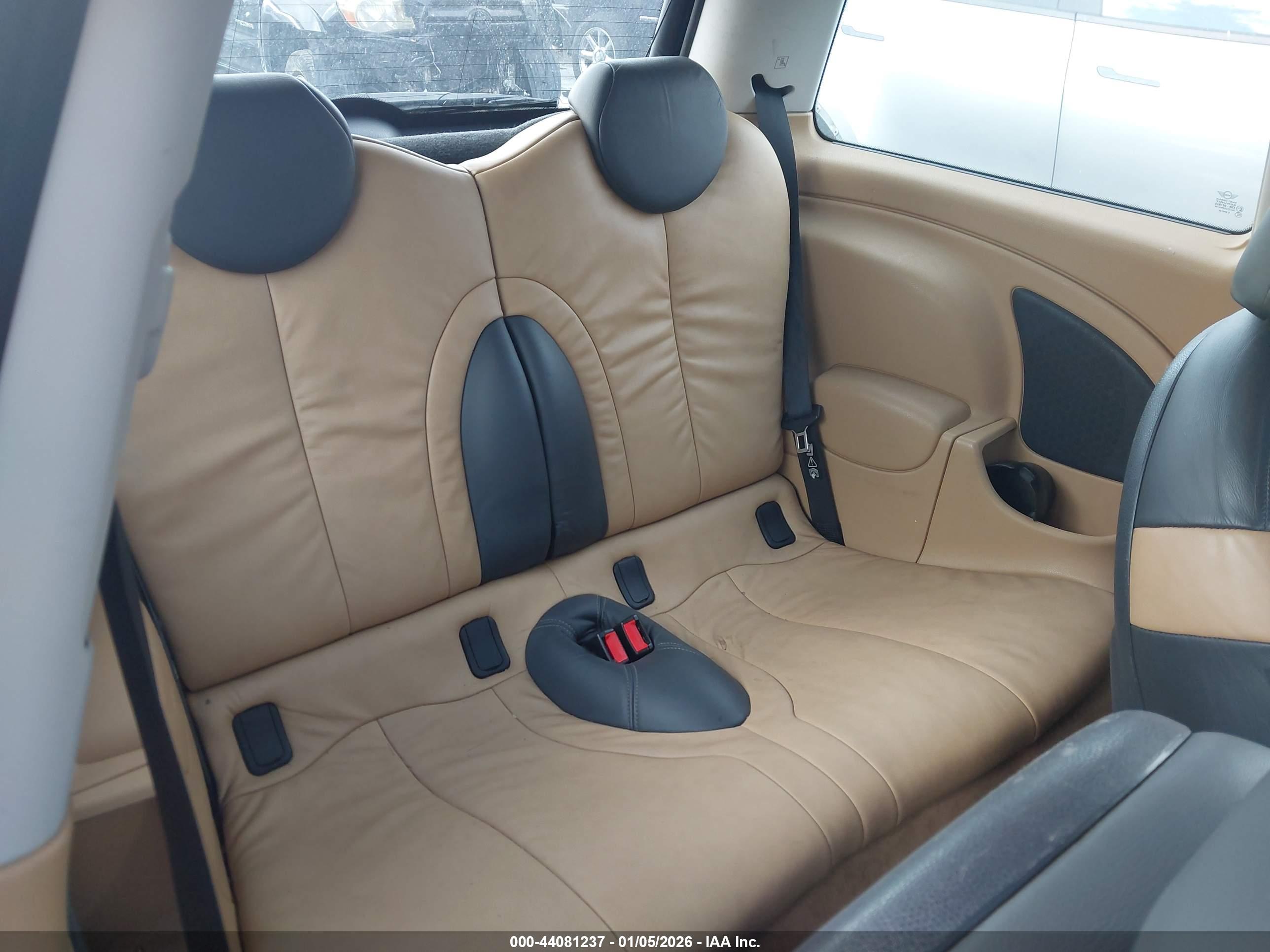 MINI COOPER image 8