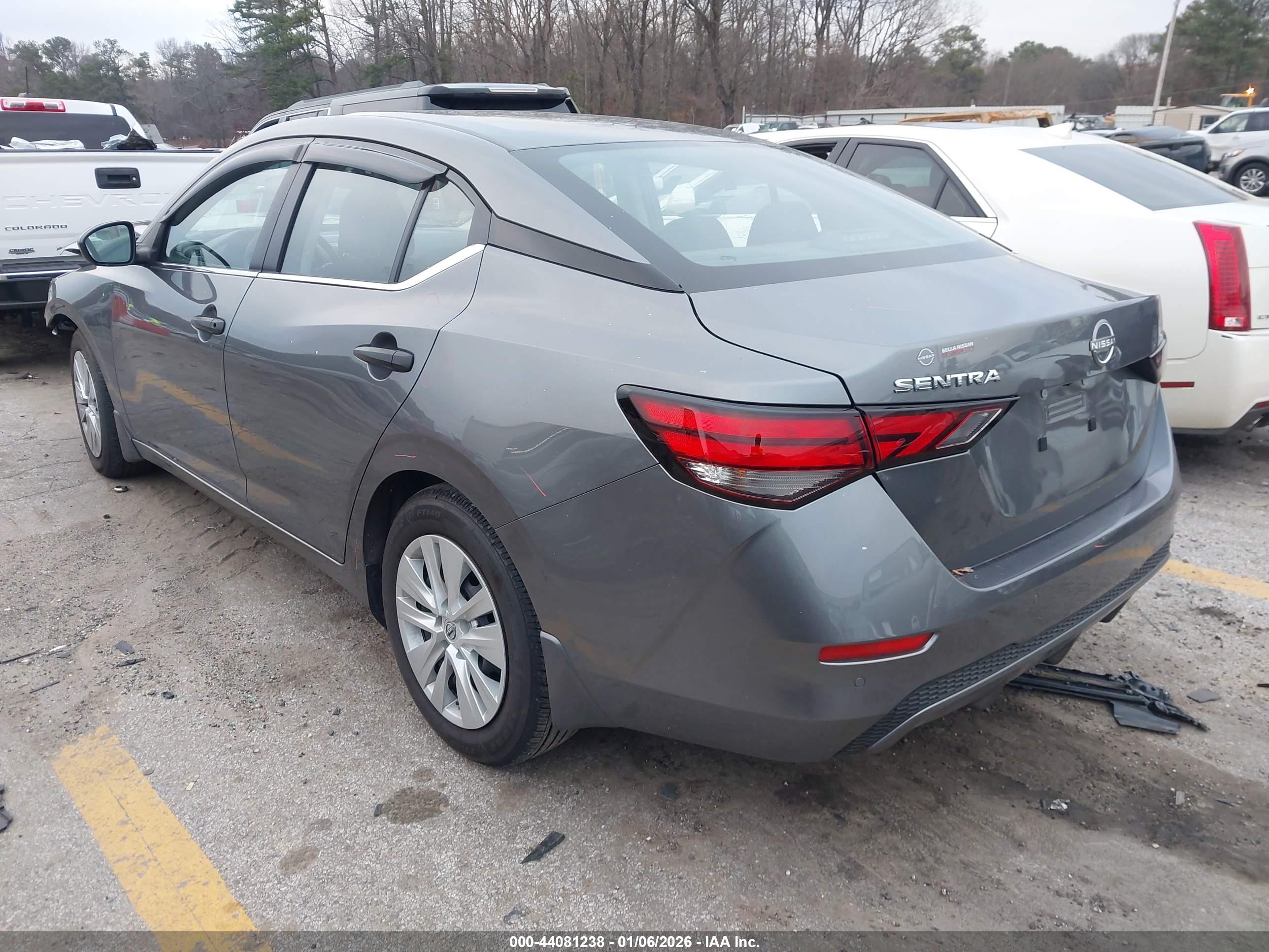 NISSAN SENTRA image 3