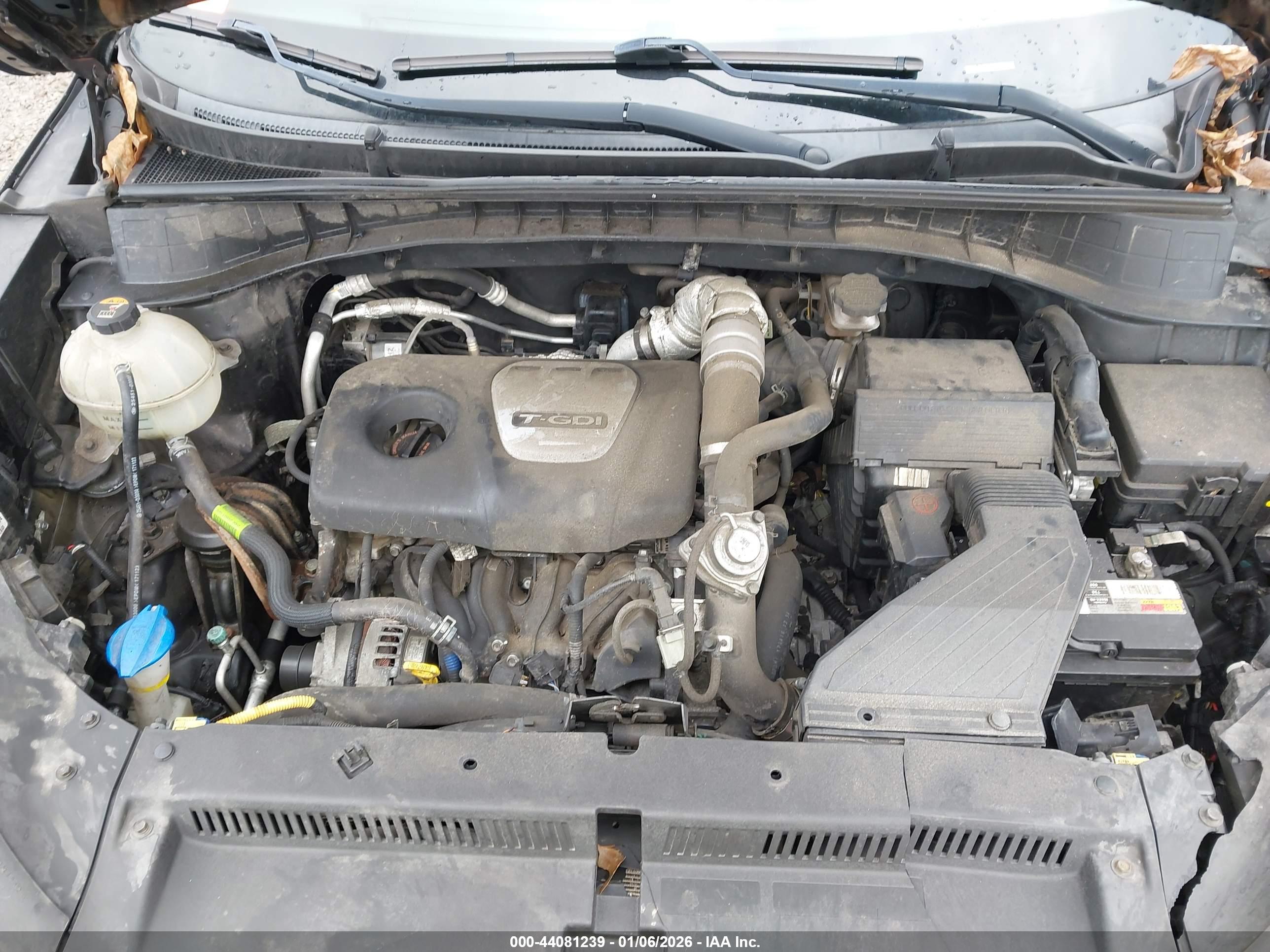 HYUNDAI TUCSON image 10