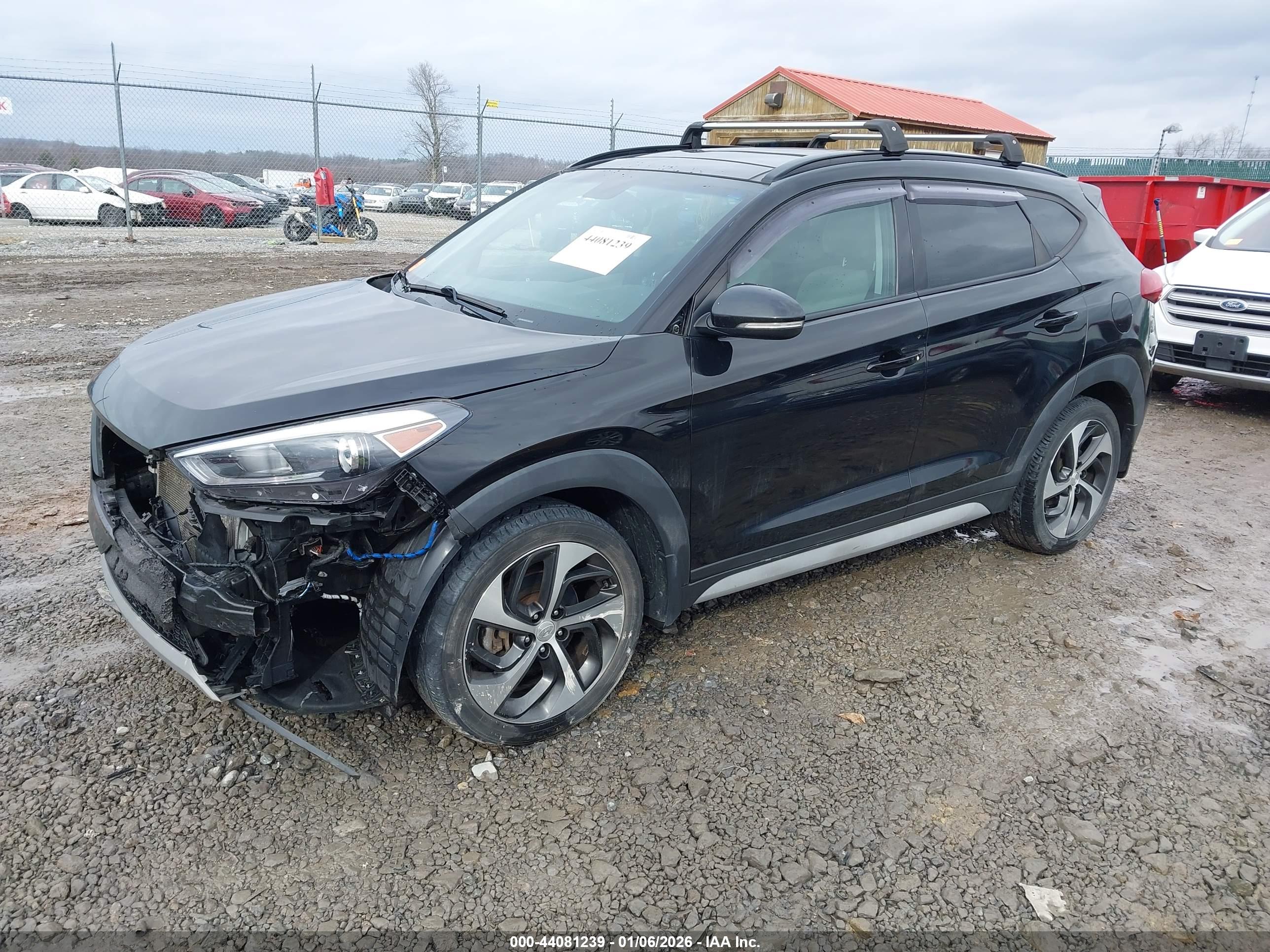 HYUNDAI TUCSON image 2