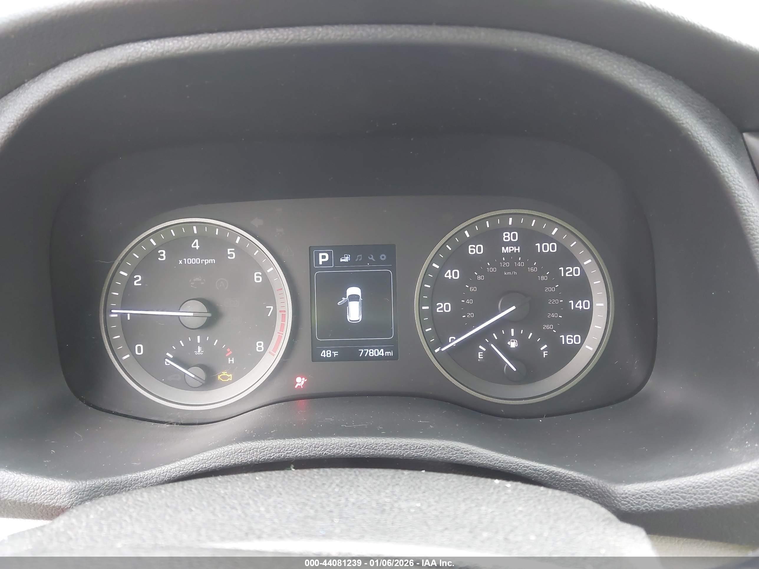 HYUNDAI TUCSON image 7