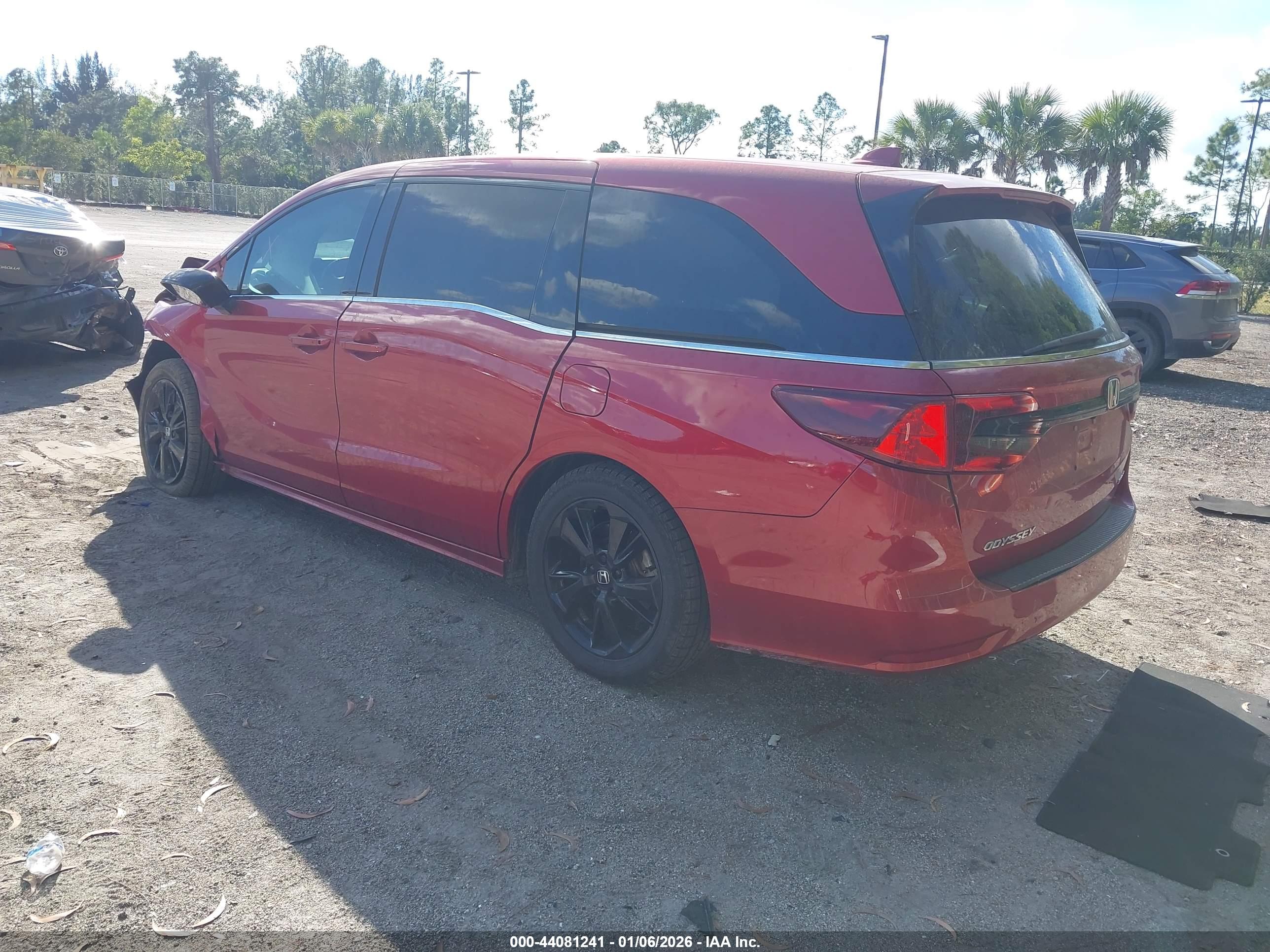 HONDA ODYSSEY image 3