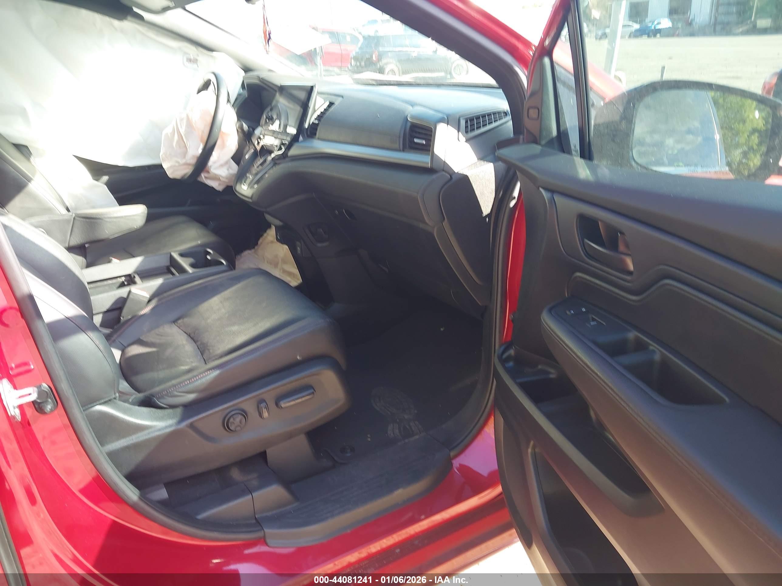 HONDA ODYSSEY image 5