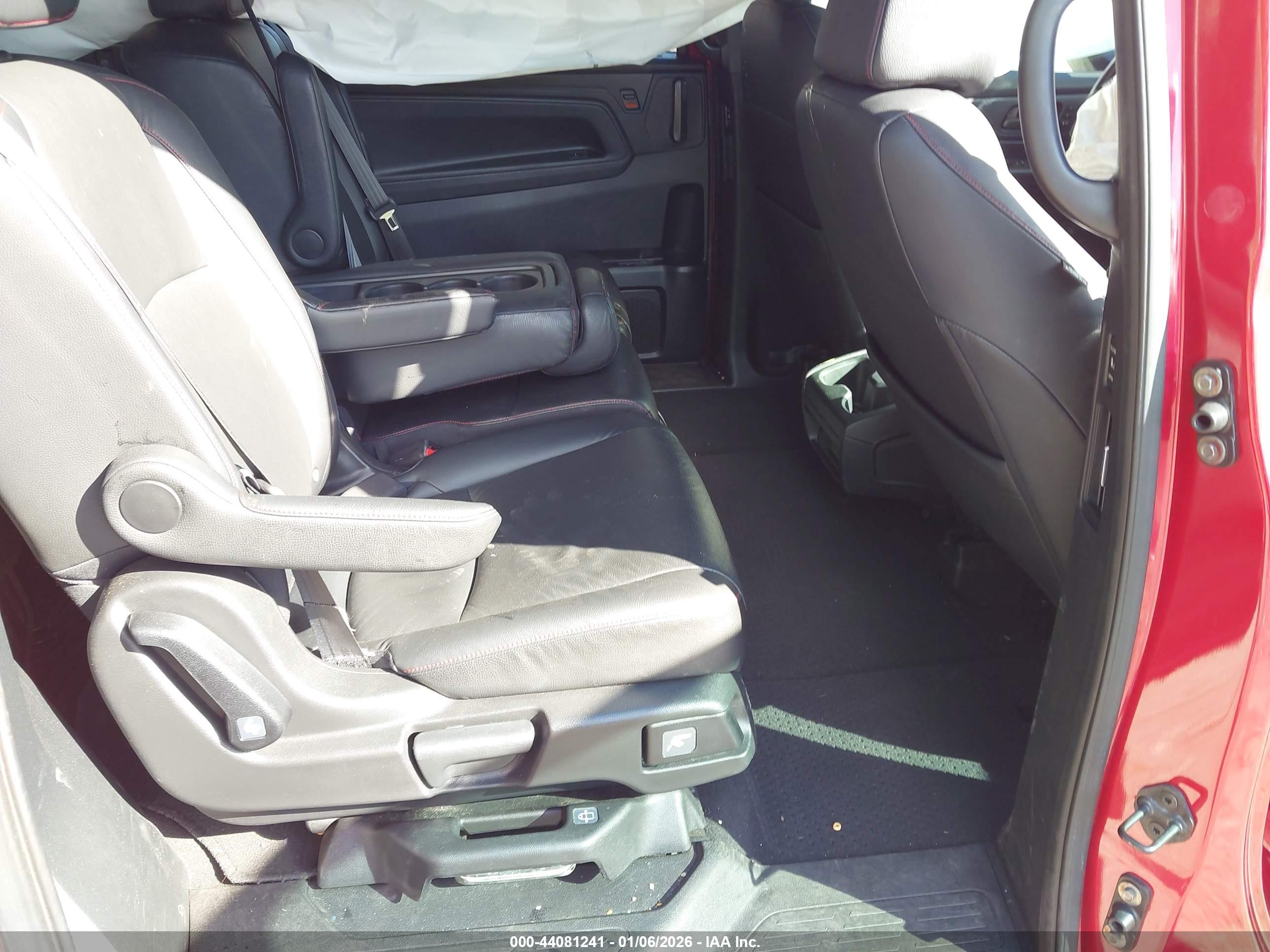 HONDA ODYSSEY image 8