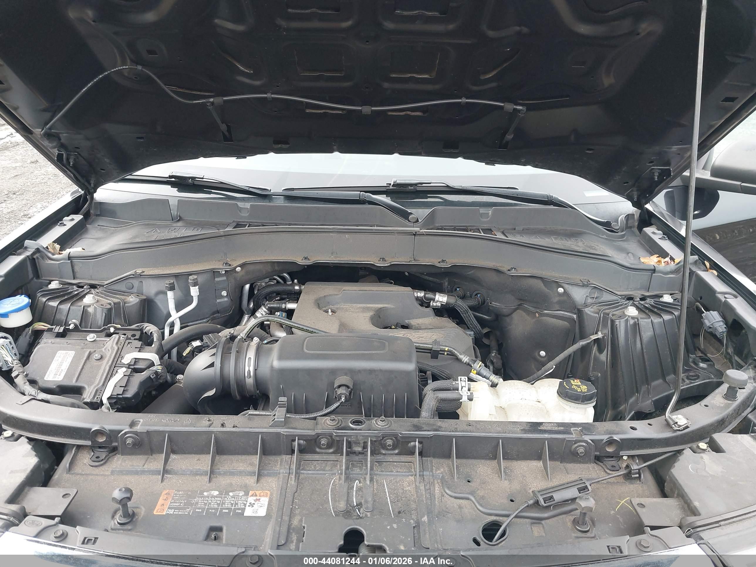 FORD EXPLORER image 10