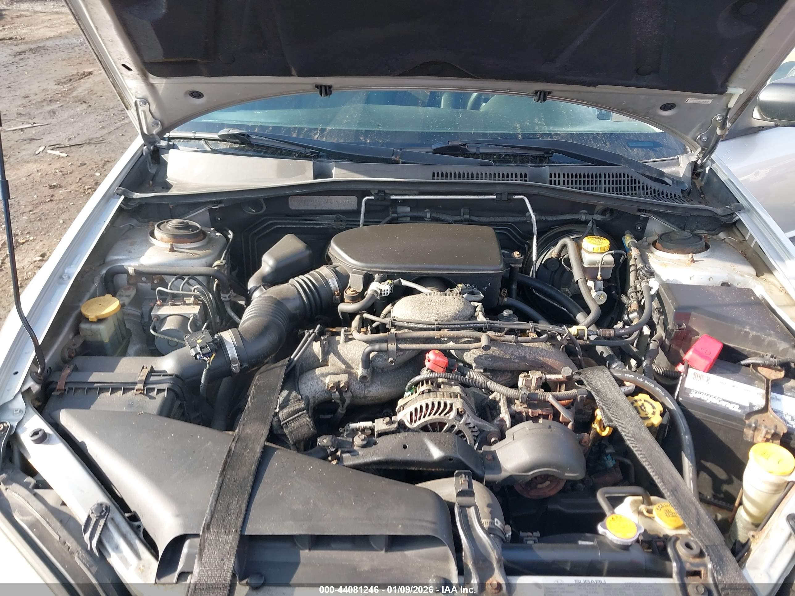 SUBARU OUTBACK image 10