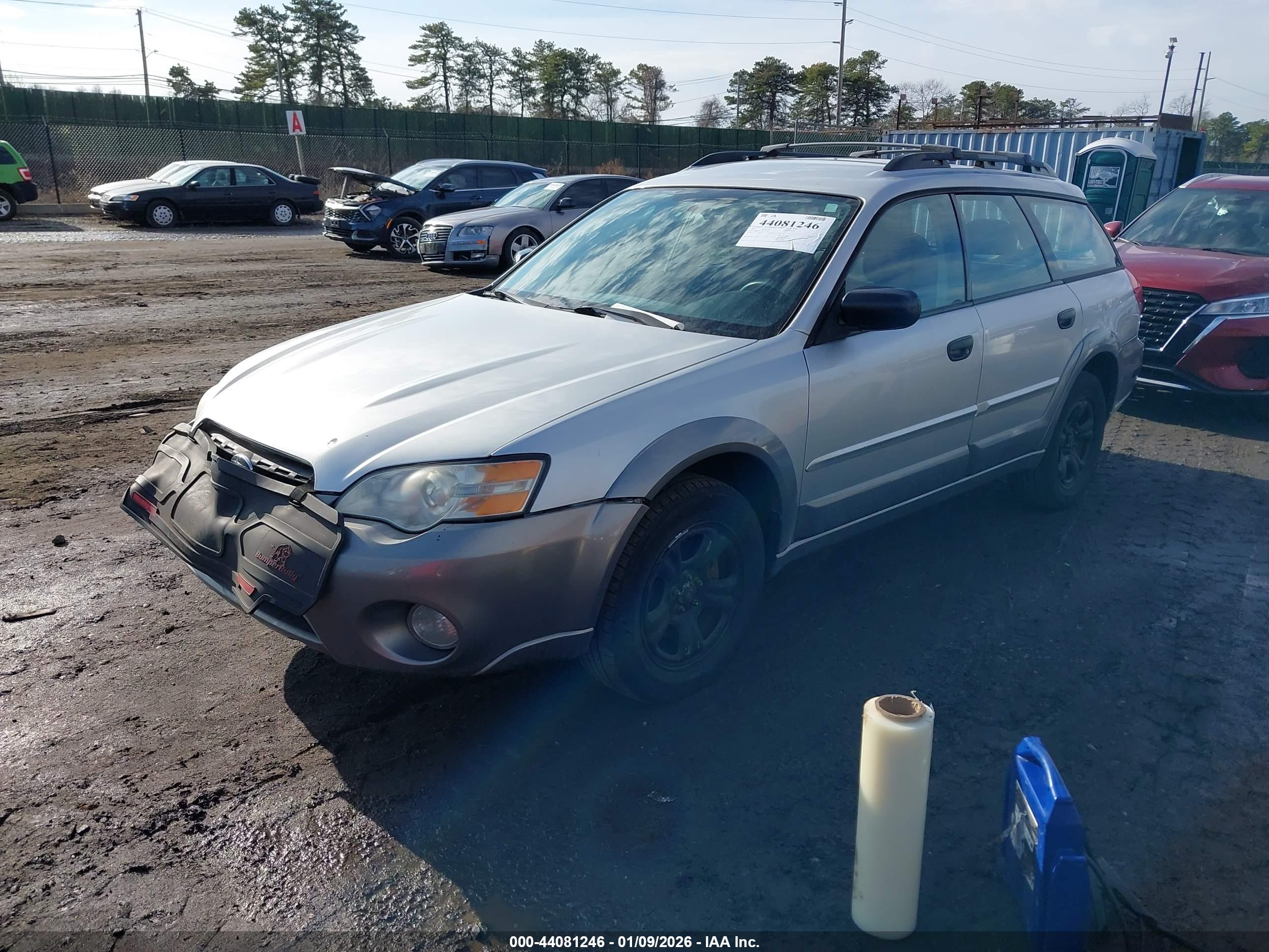 SUBARU OUTBACK image 2