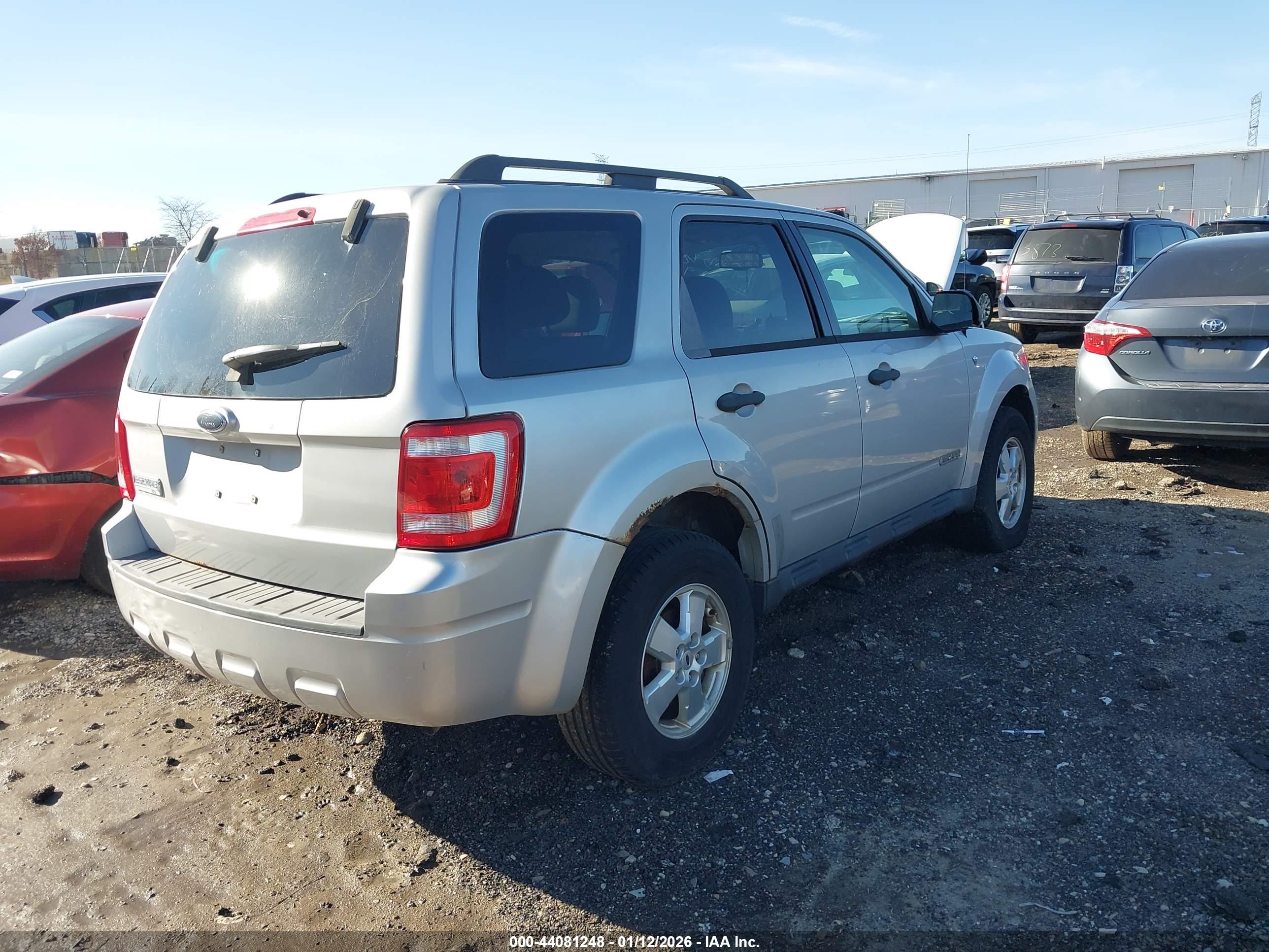 FORD ESCAPE image 4