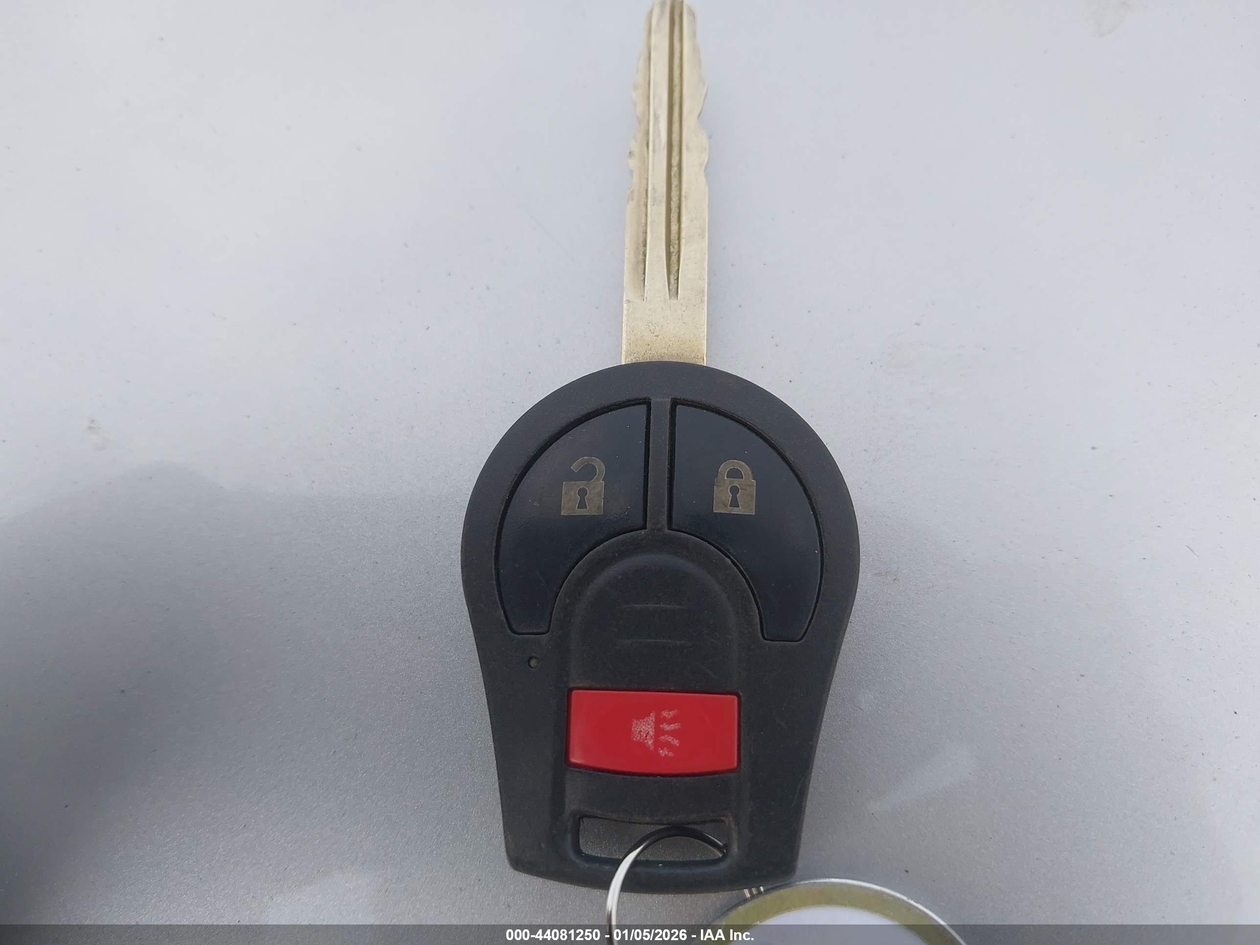 NISSAN ROGUE image 11