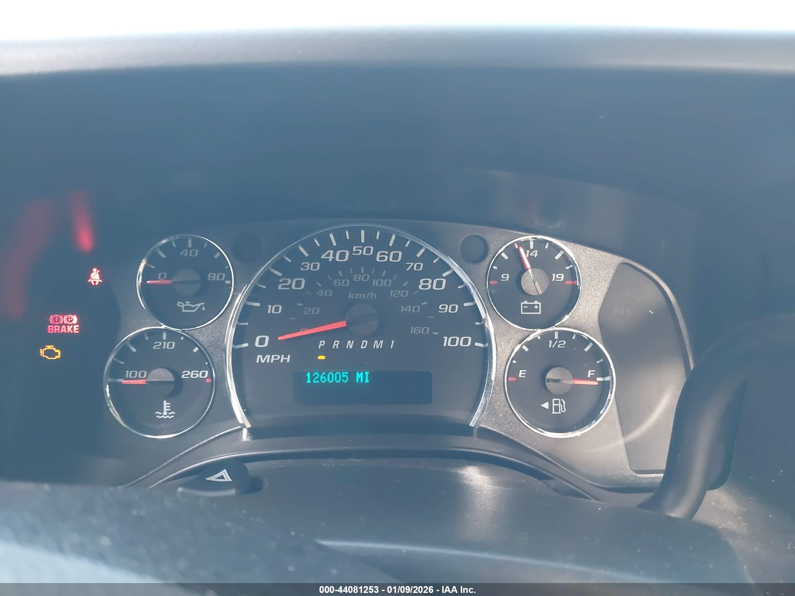 CHEVROLET EXPRESS image 6