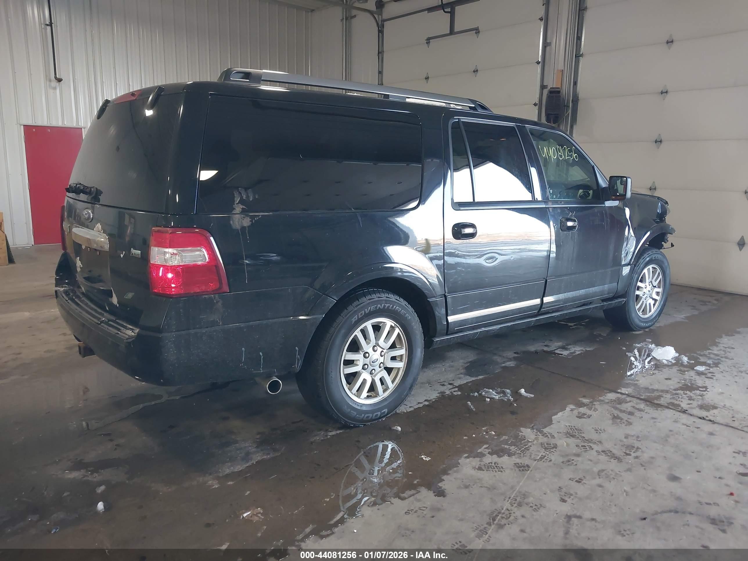 FORD EXPEDITION image 4