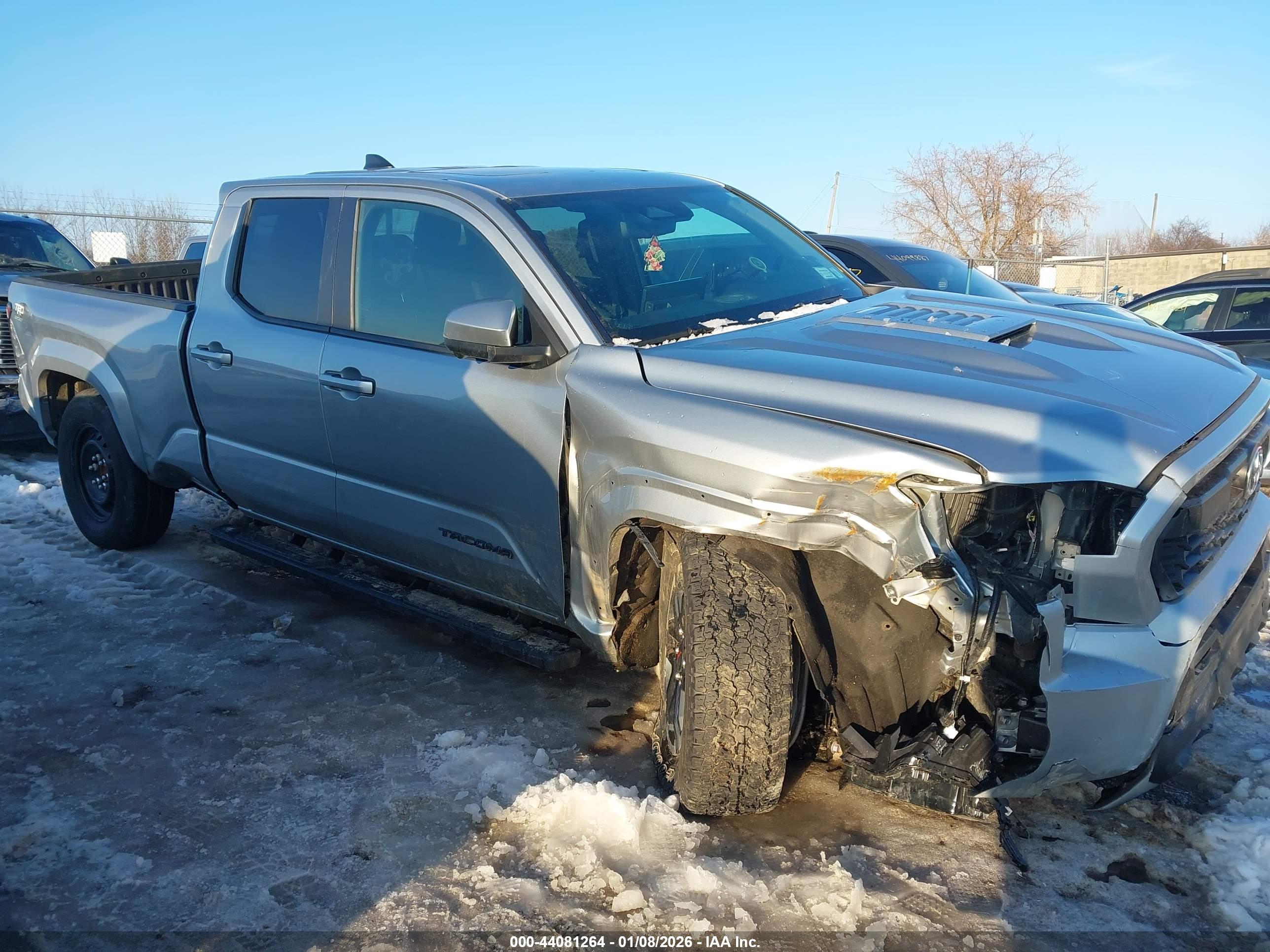 TOYOTA TACOMA image 6