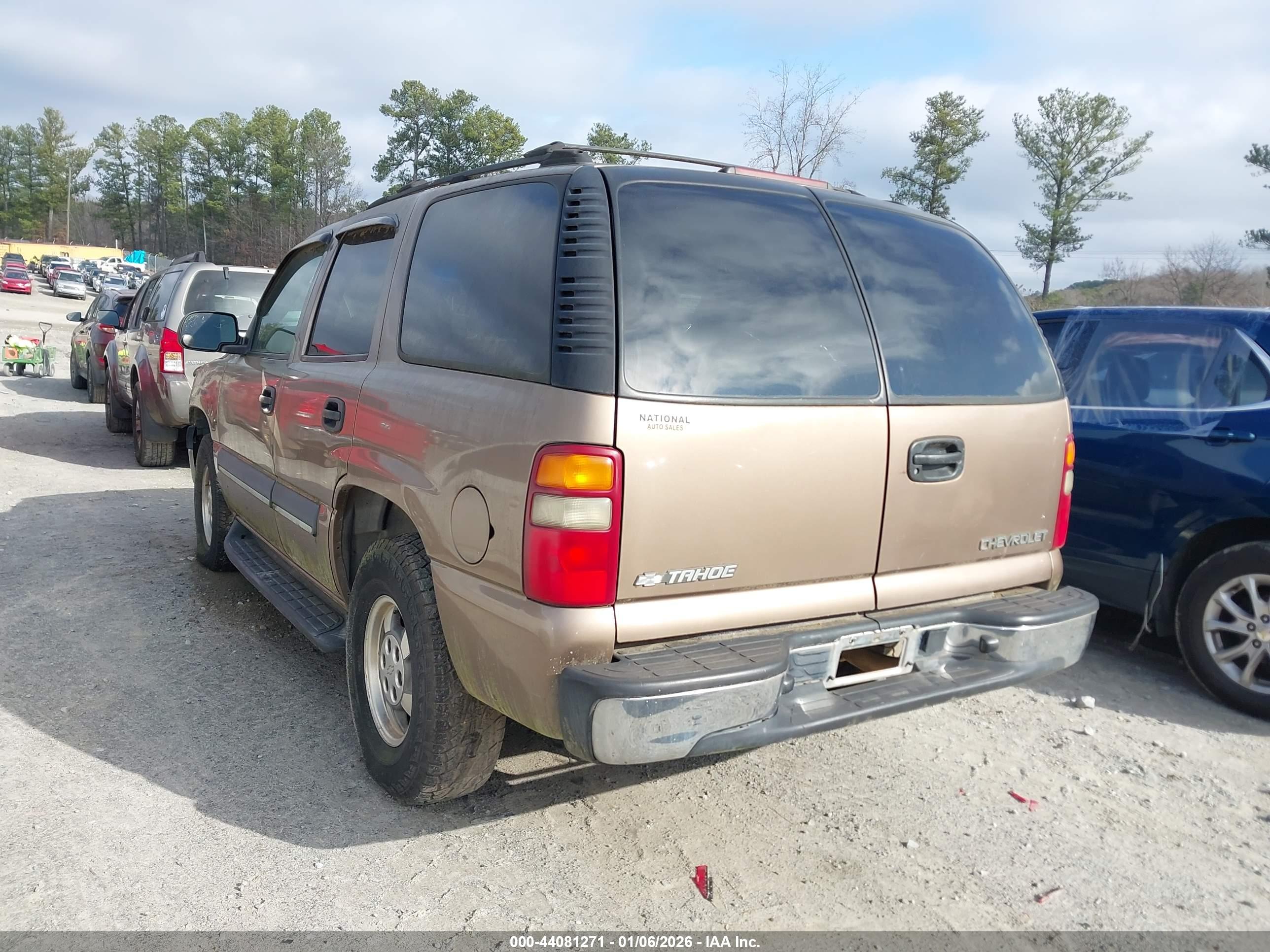 CHEVROLET TAHOE image 3