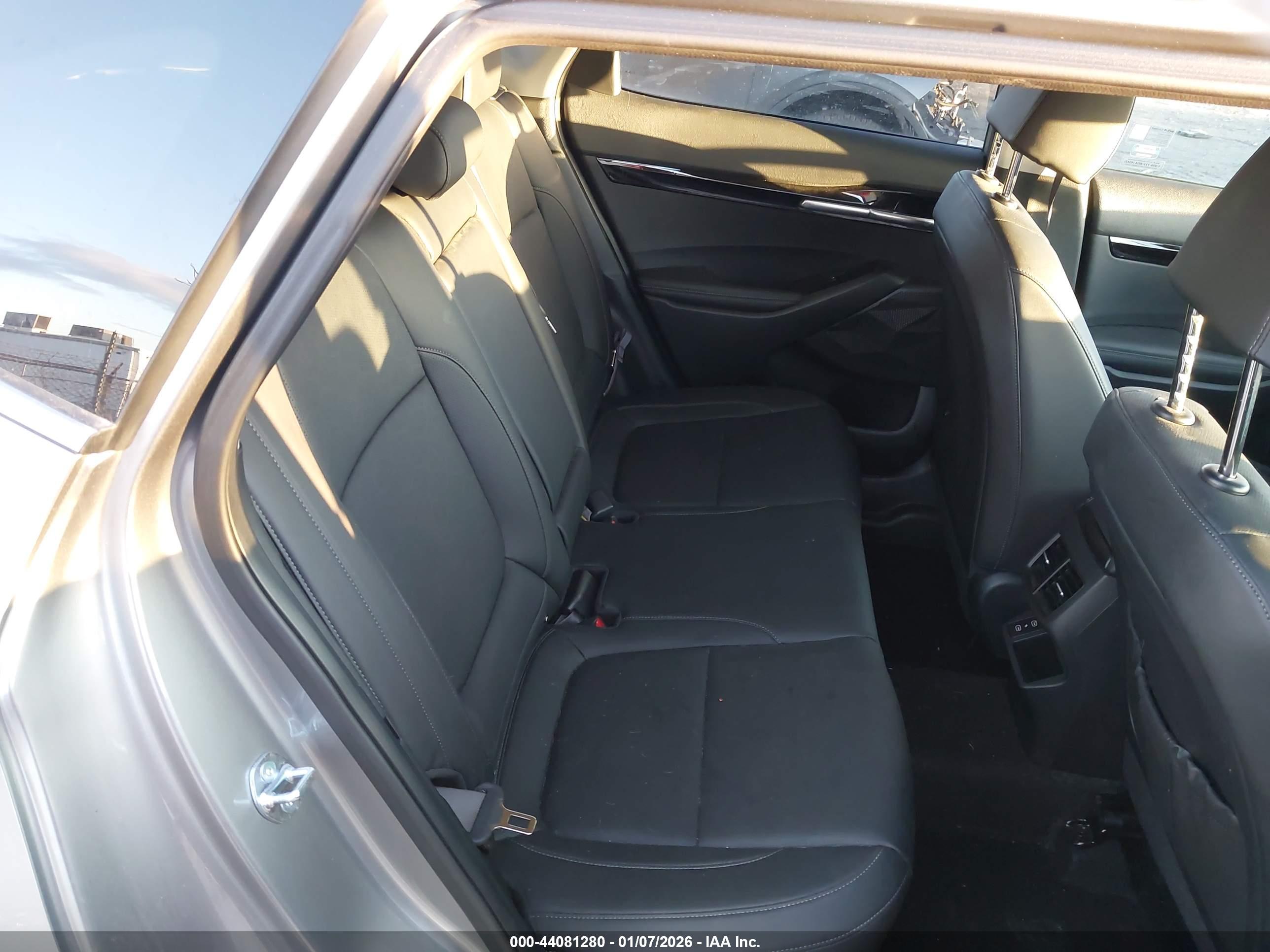 KIA SELTOS image 8