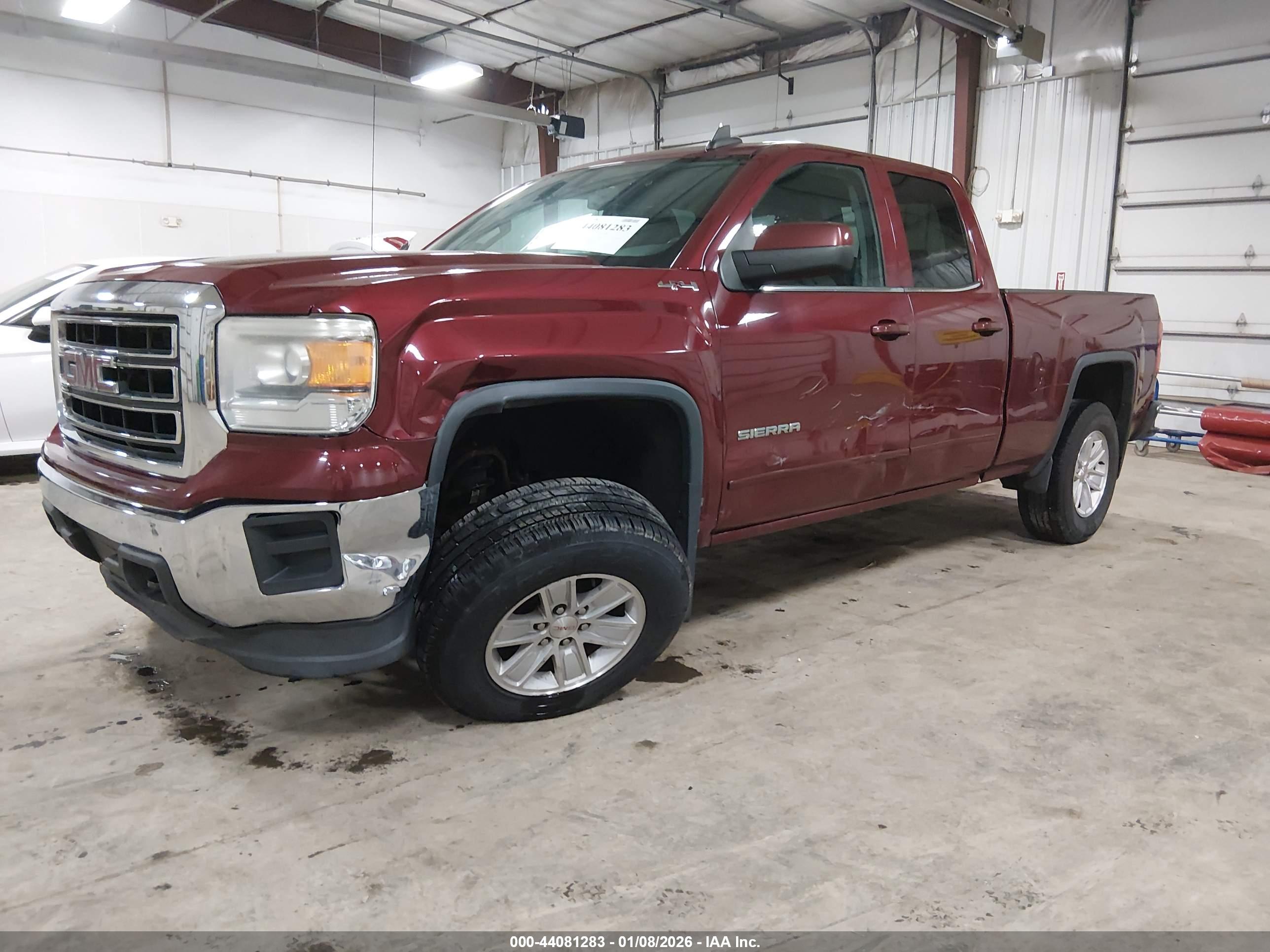 GMC SIERRA image 2