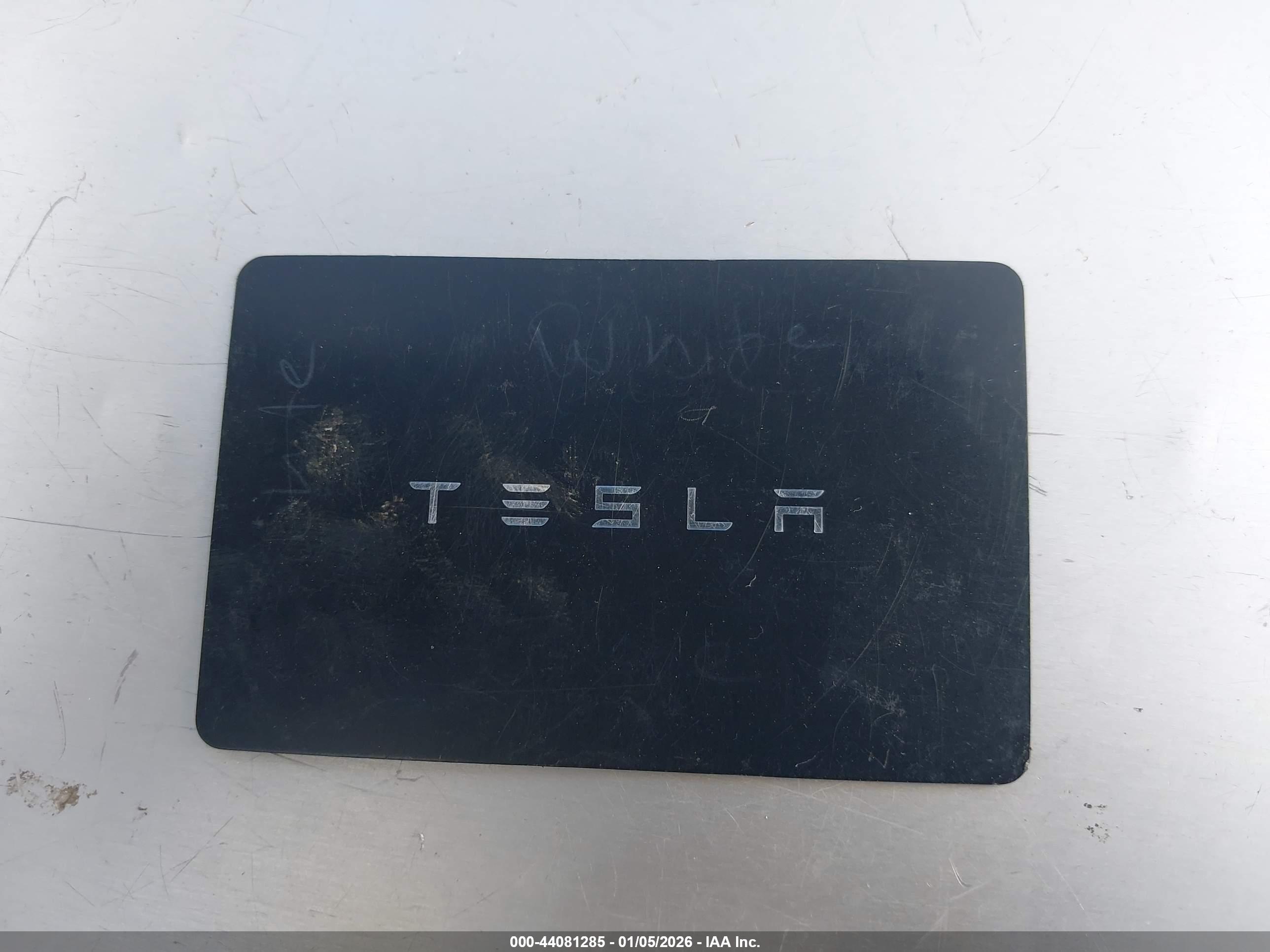 TESLA MODEL image 11