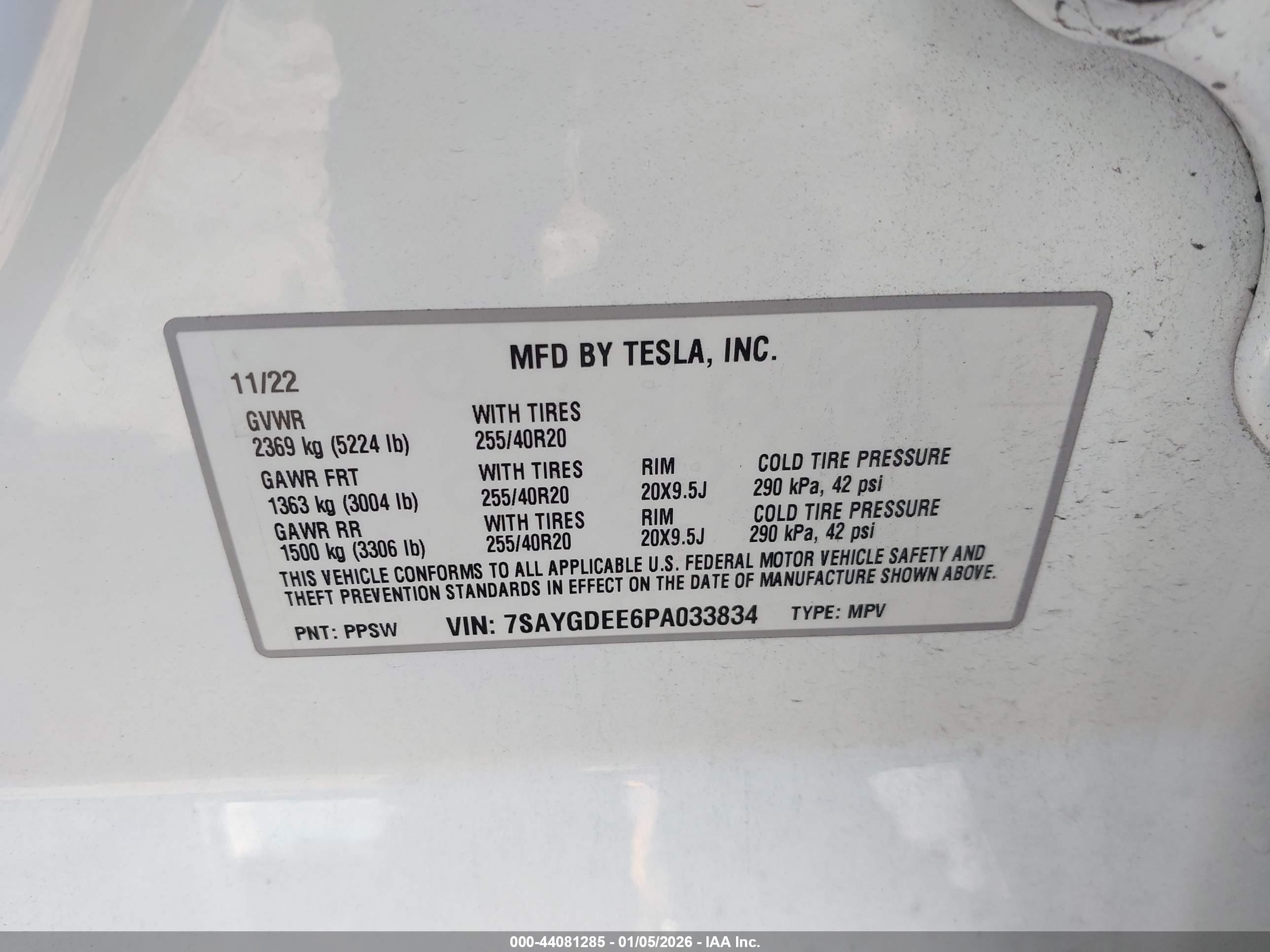 TESLA MODEL image 9