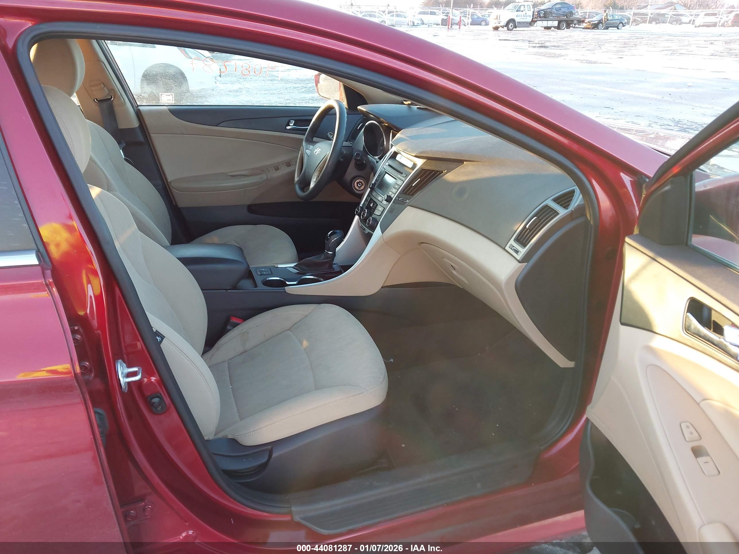 HYUNDAI SONATA image 5