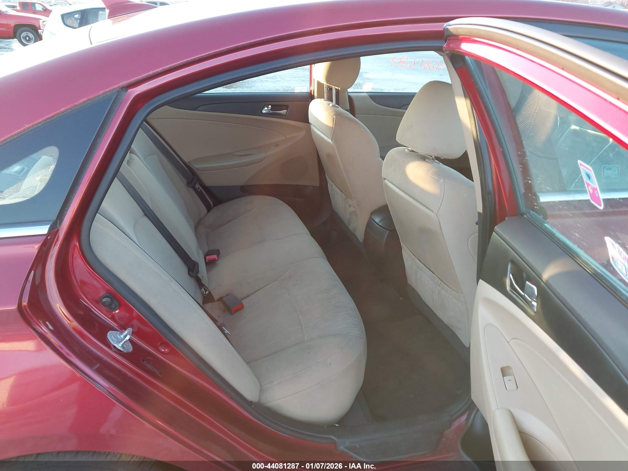HYUNDAI SONATA image 8