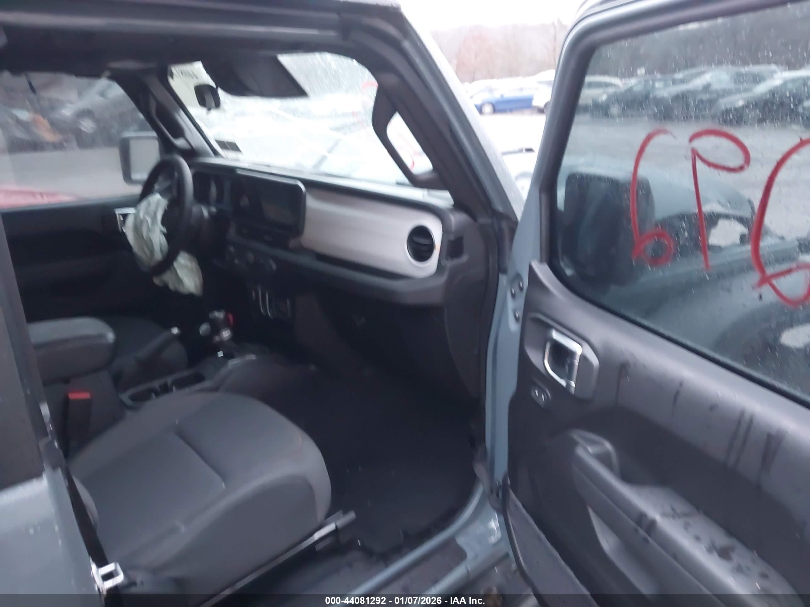 JEEP WRANGLER image 5